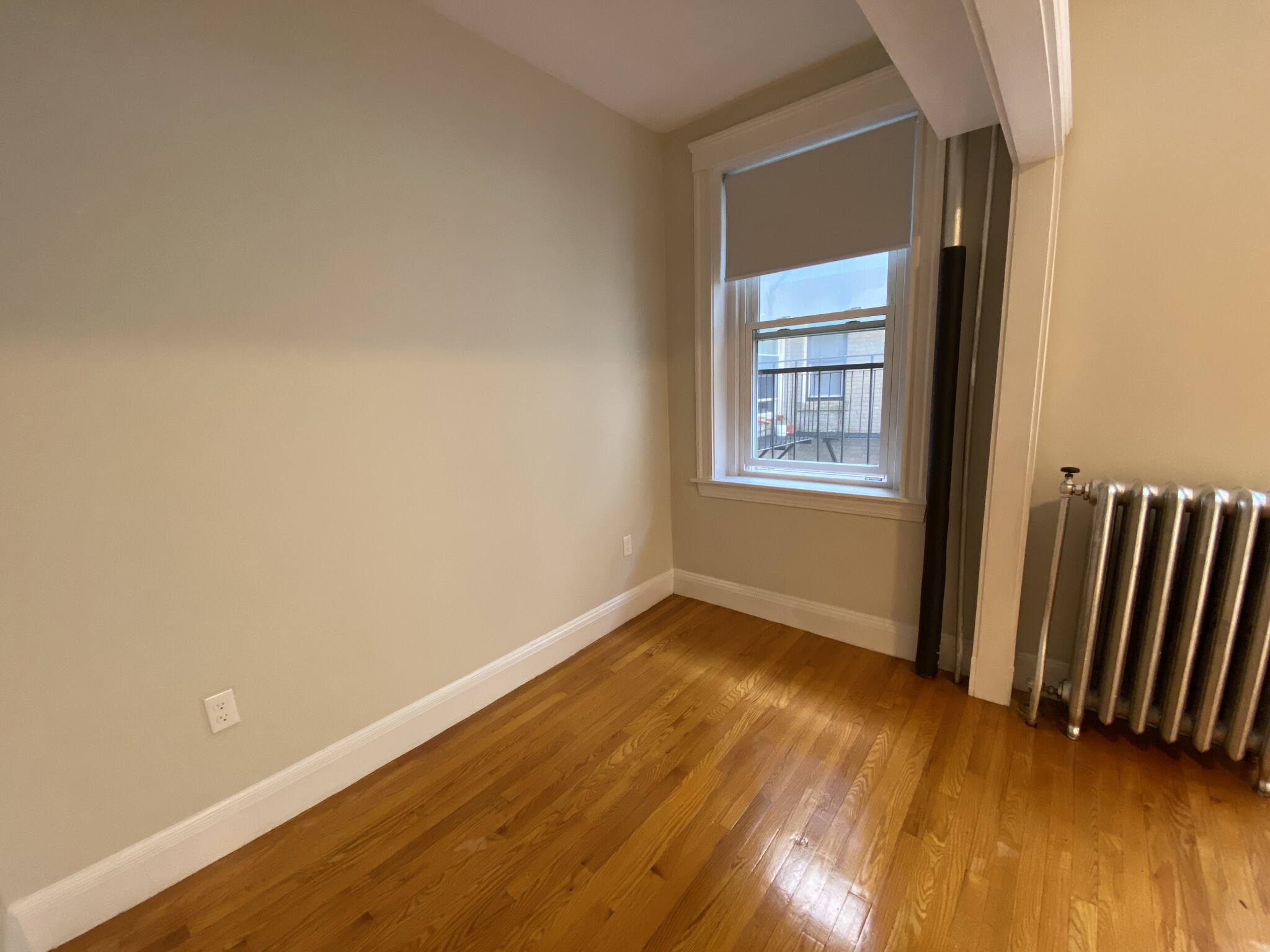 Studio bed, 1 bath apartment for rent at 1940 Commonwealth Ave Unit 37, Brighton — photo 4 of 18