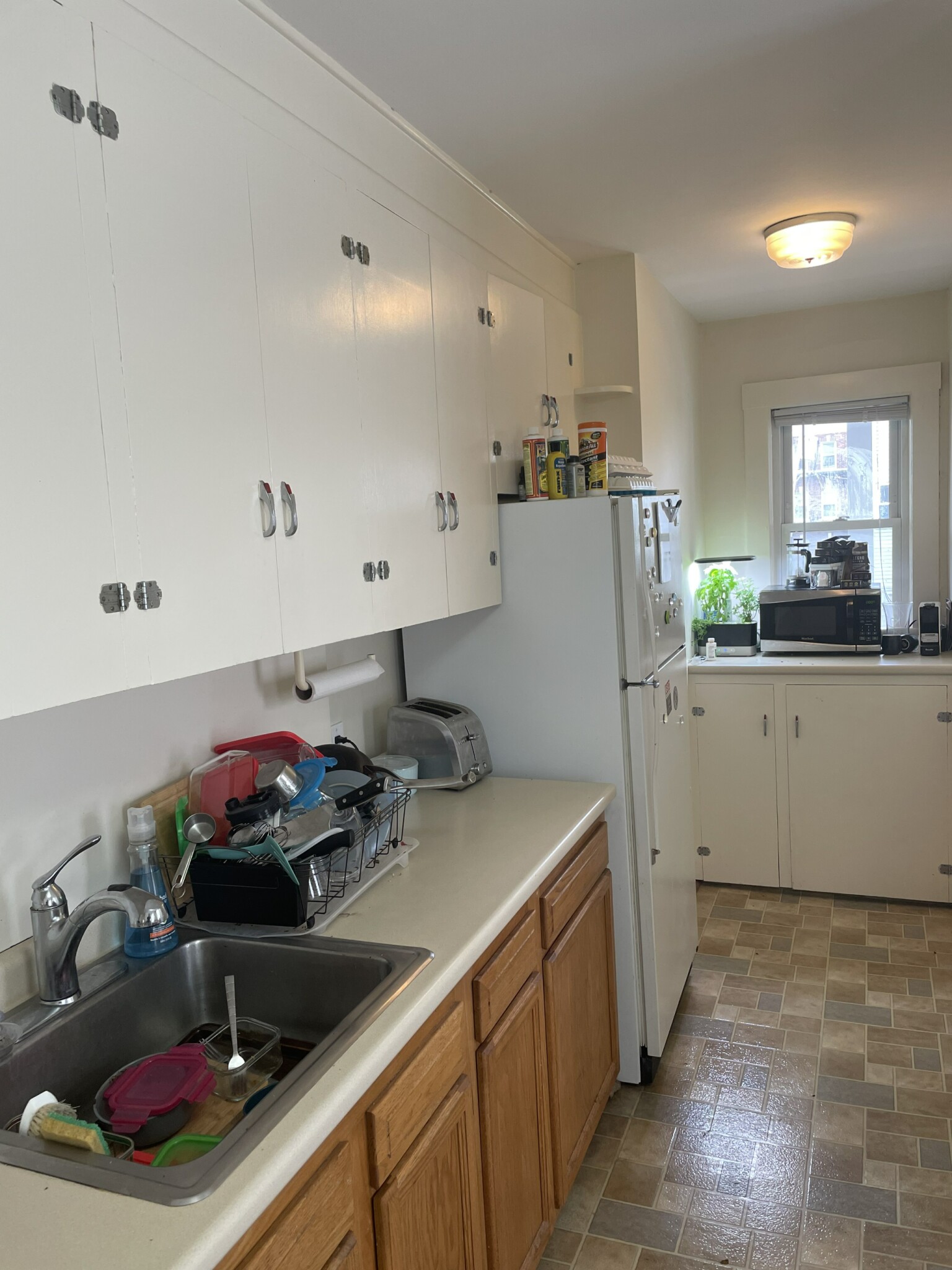 2 bed, 1 bath apartment for rent at 79 Euston Rd Unit 2, Brighton — photo 7 of 12