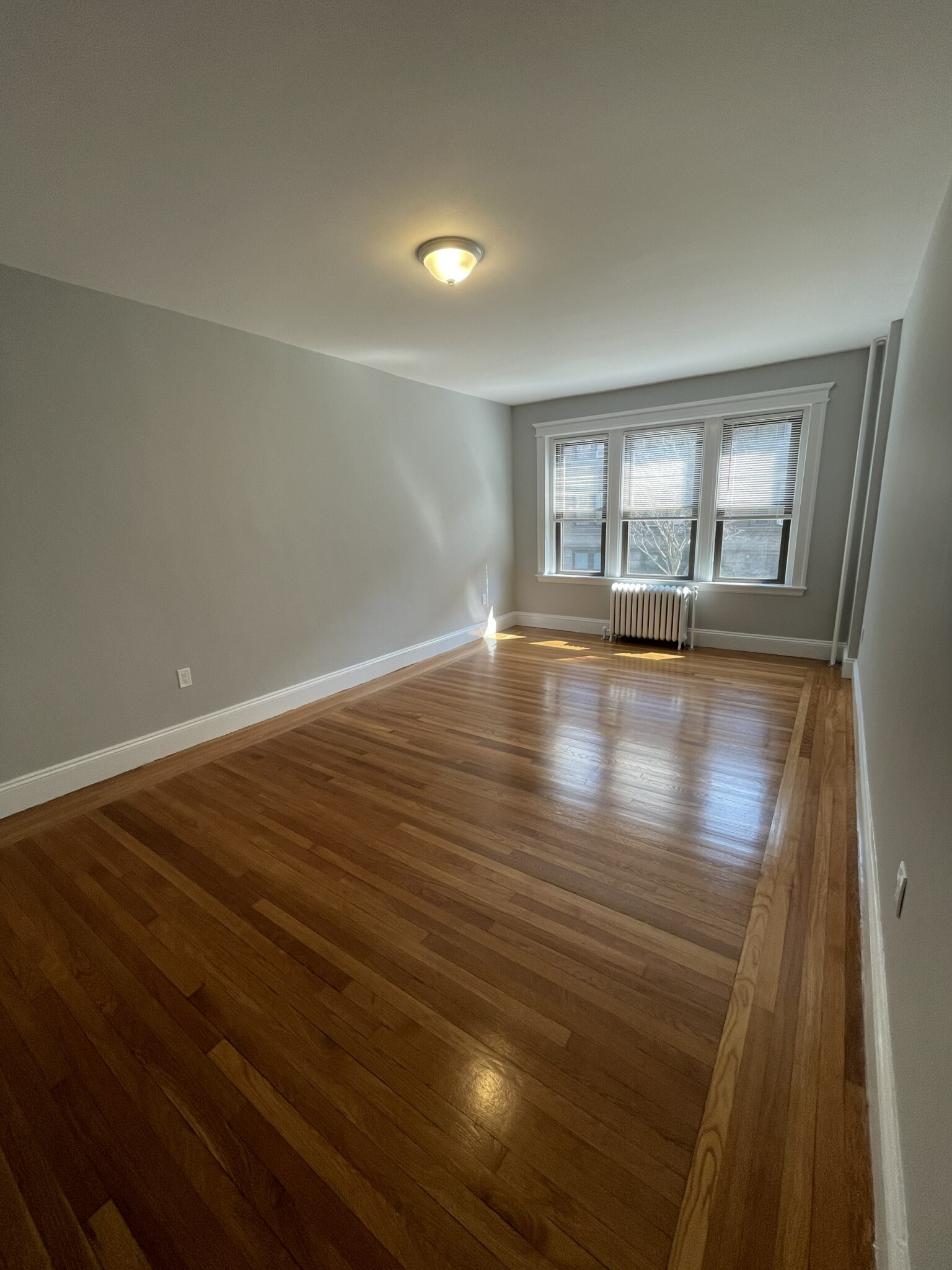 9 Greenway Ct, Coolidge Corner