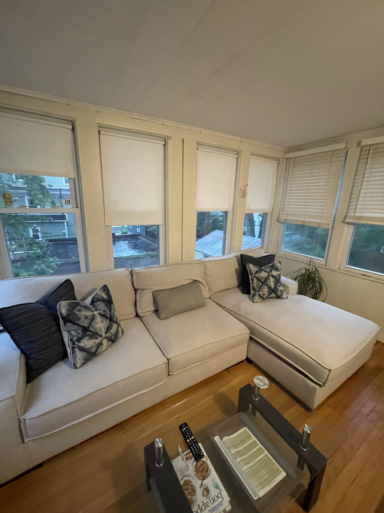 2 bed, 1 bath apartment for rent at 37 Beals St Unit 2ND FLR, Brookline — photo 2 of 16