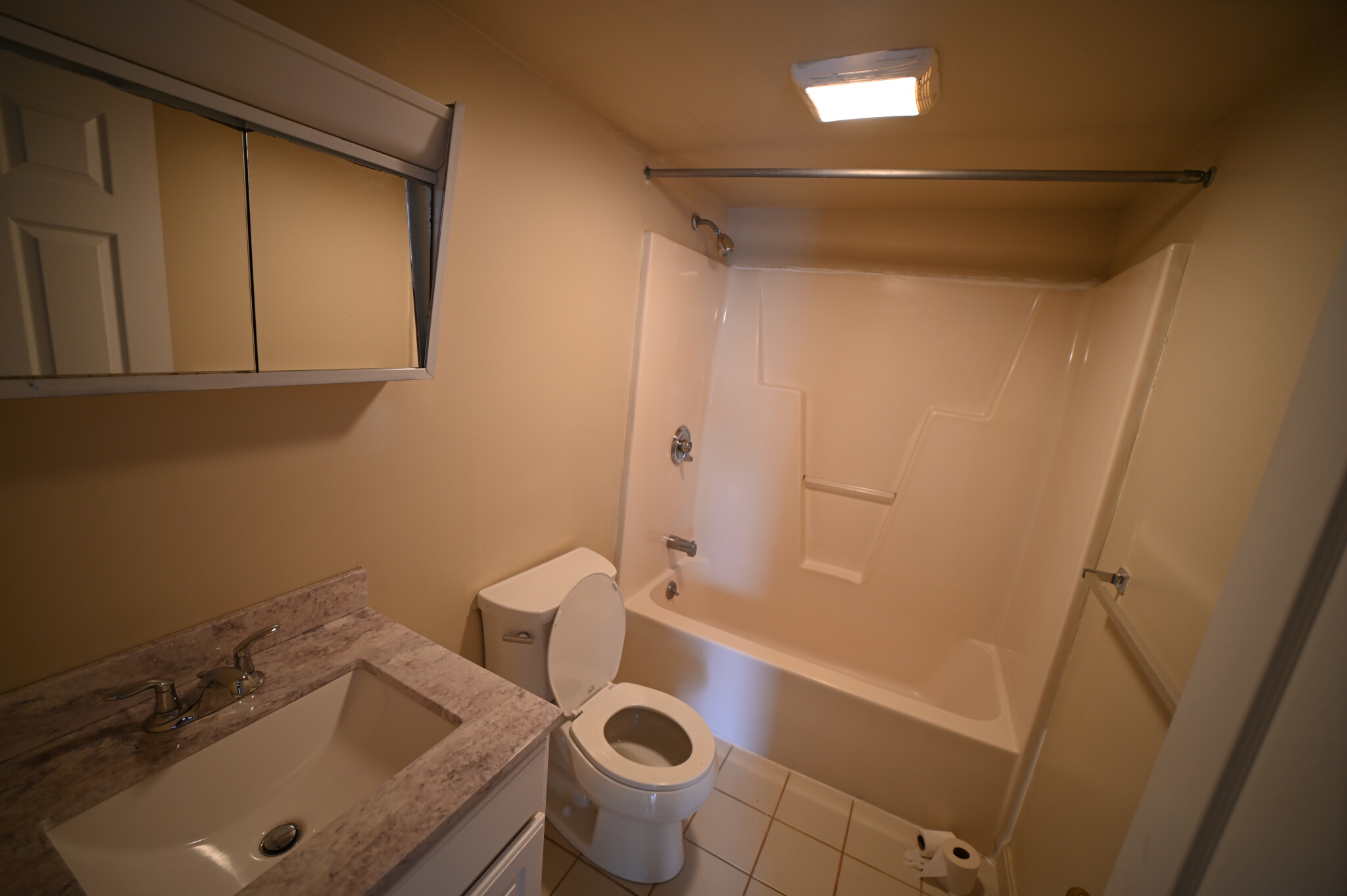 3 bed, 2 bath apartment for rent at 143 Putnam Unit 205, Cambridge — photo 8 of 12