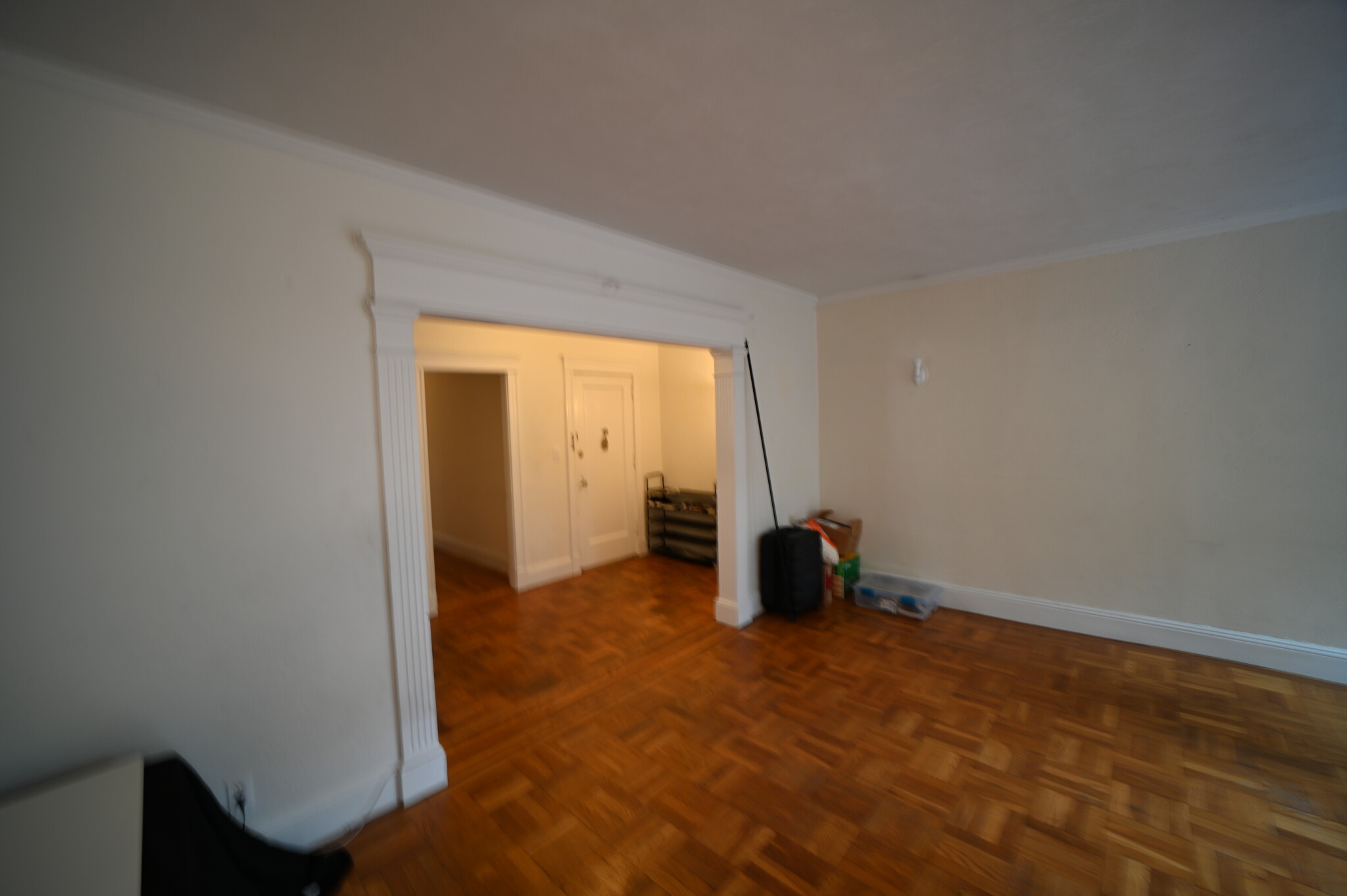 3 bed, 1 bath apartment for rent at 98 Toxteth St Unit 3, Brookline — photo 2 of 14