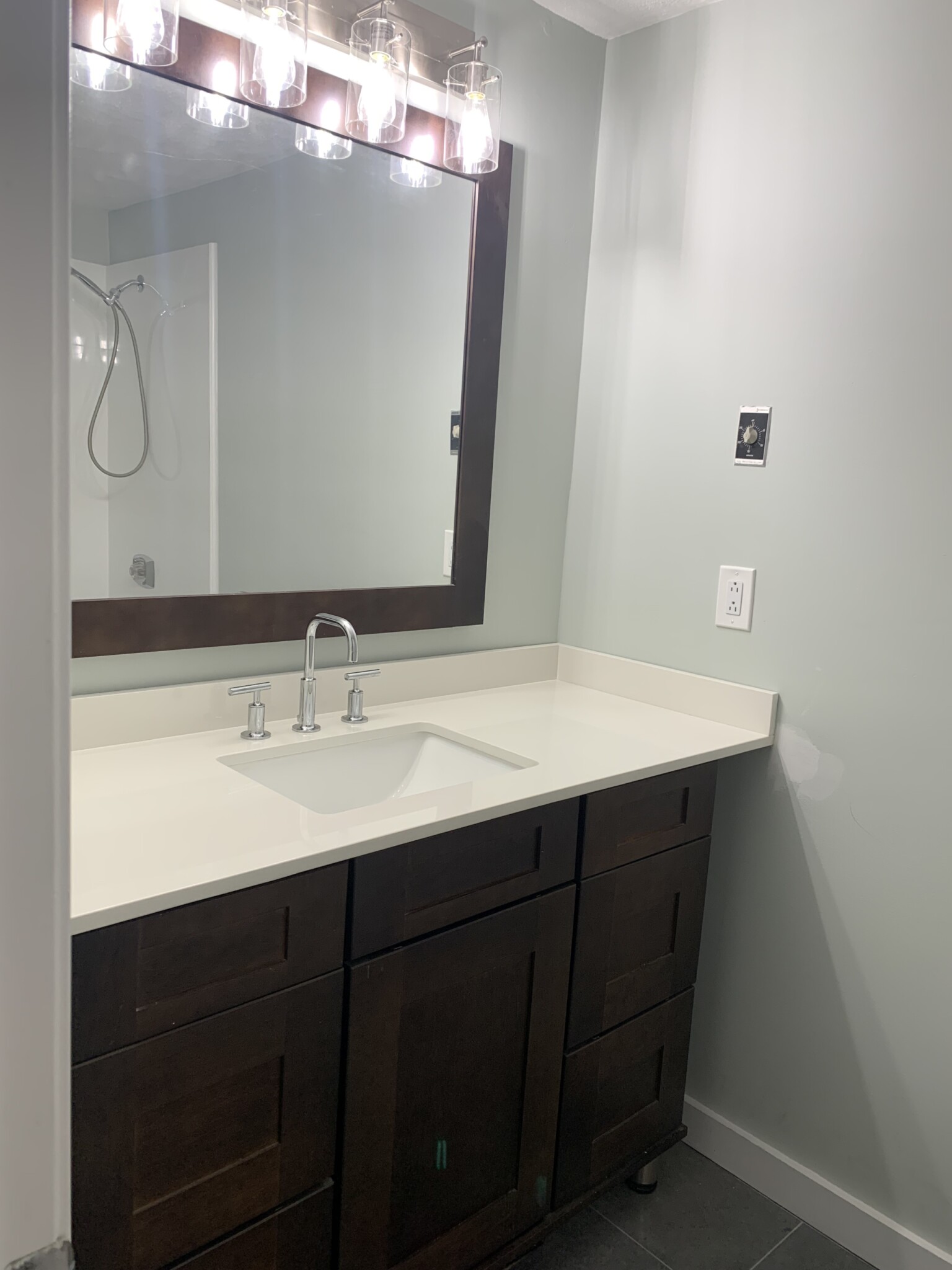 2 bed, 2 bath apartment for rent at 1212 Vfw Pkwy, West Roxbury — photo 4 of 16