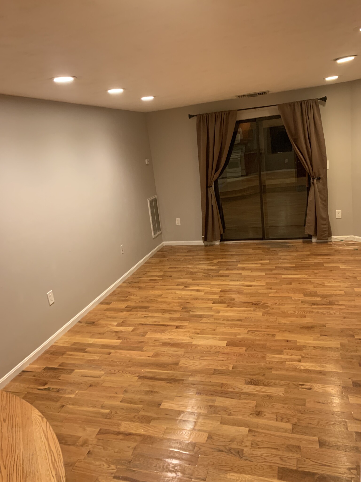 2 bed, 2 bath apartment for rent at 1212 Vfw Pkwy, West Roxbury — photo 9 of 16