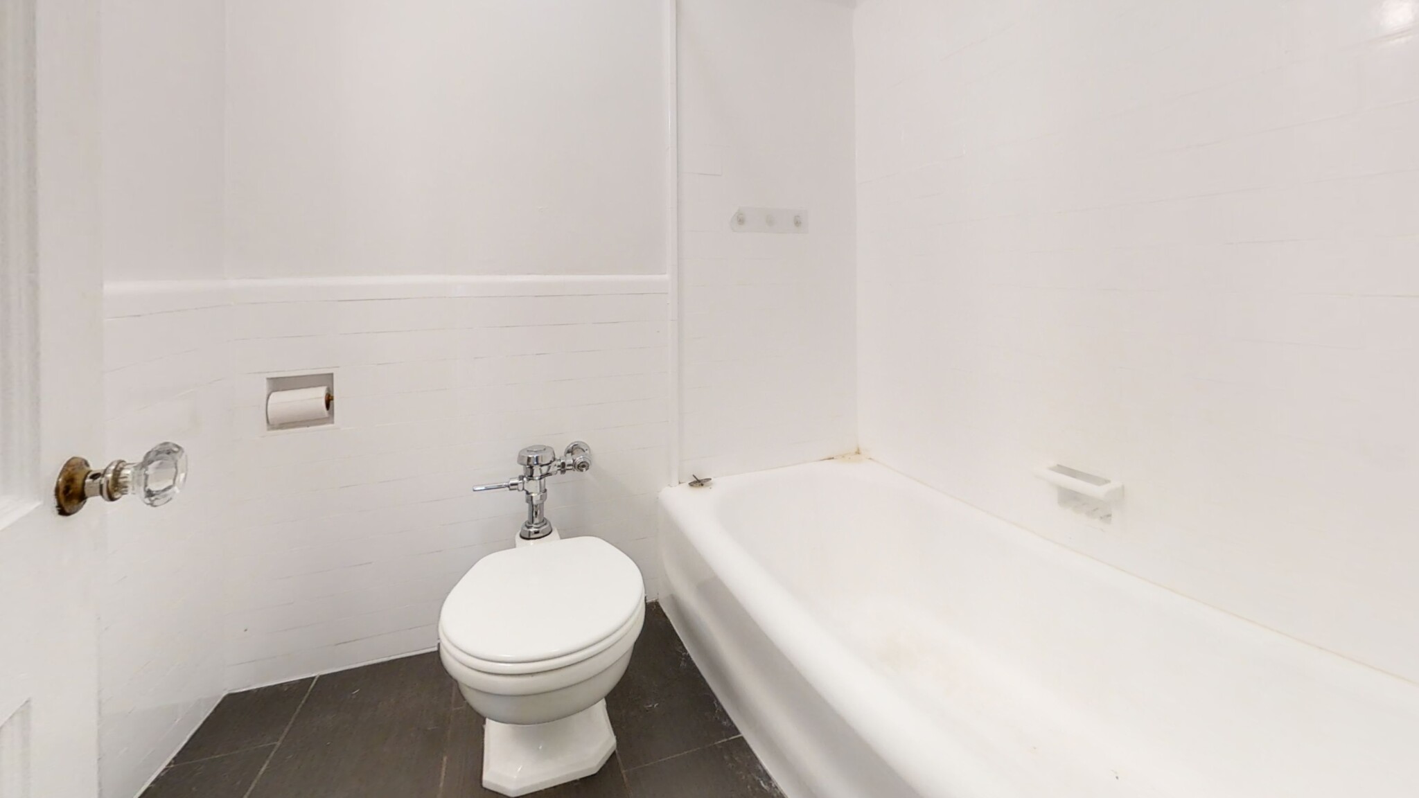Studio bed, 1 bath apartment for rent at 1284 Beacon St Unit 405, Coolidge Corner — photo 5 of 10