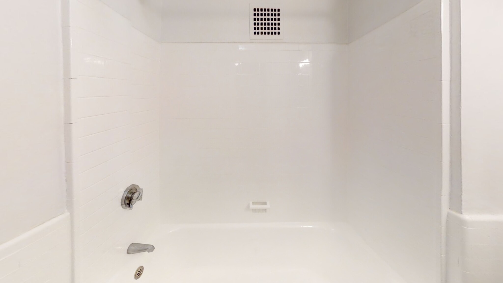 1 bed, 1 bath apartment for rent at 1284 Beacon St Unit 601, Coolidge Corner — photo 8 of 9