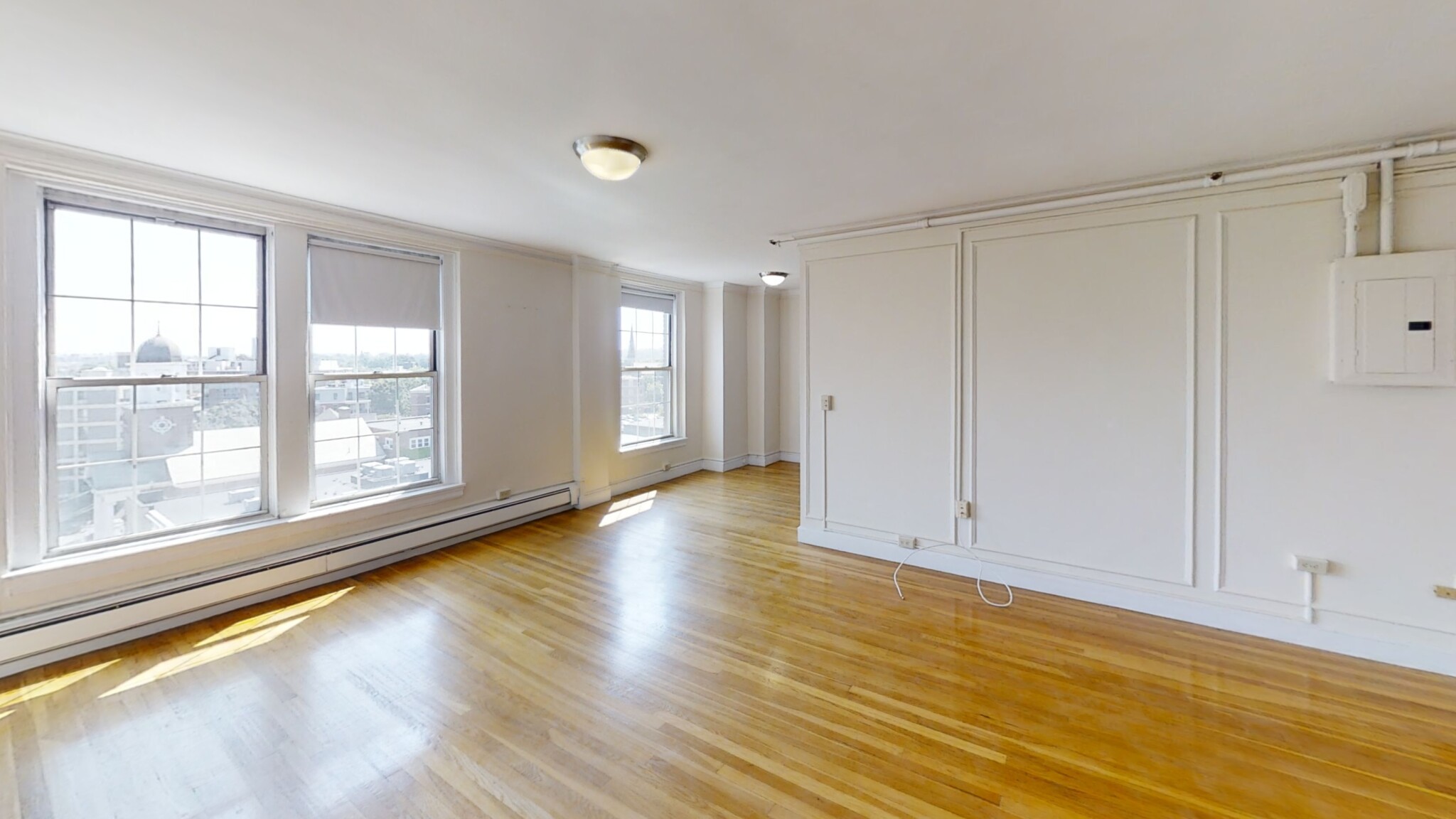 2 bed, 2 bath apartment for rent at 1284 Beacon St Unit 815, Coolidge Corner — photo 3 of 9