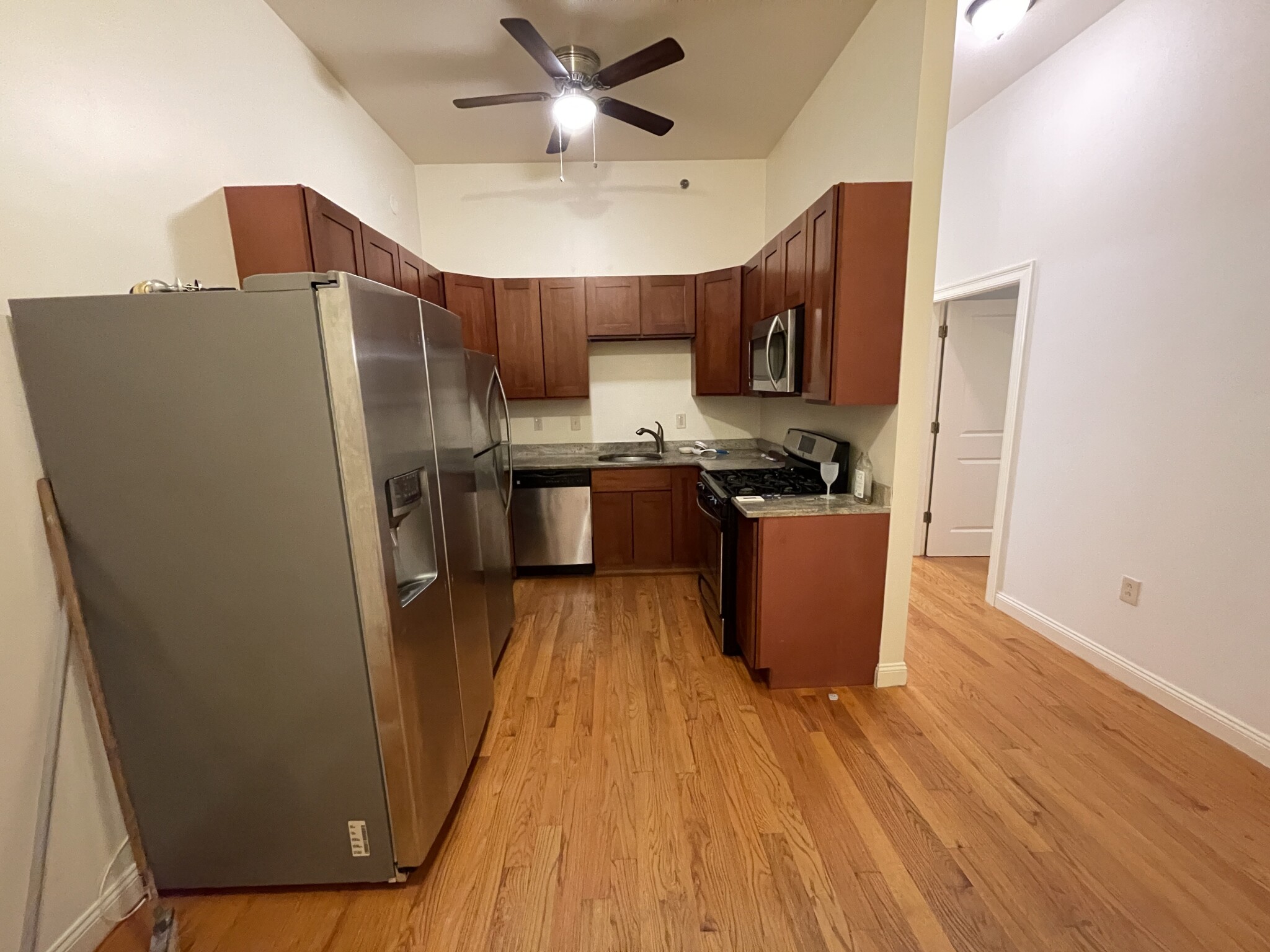 5 bed, 2.5 bath apartment for rent at 48 Dudley St Unit 1, Roxbury — photo 4 of 10