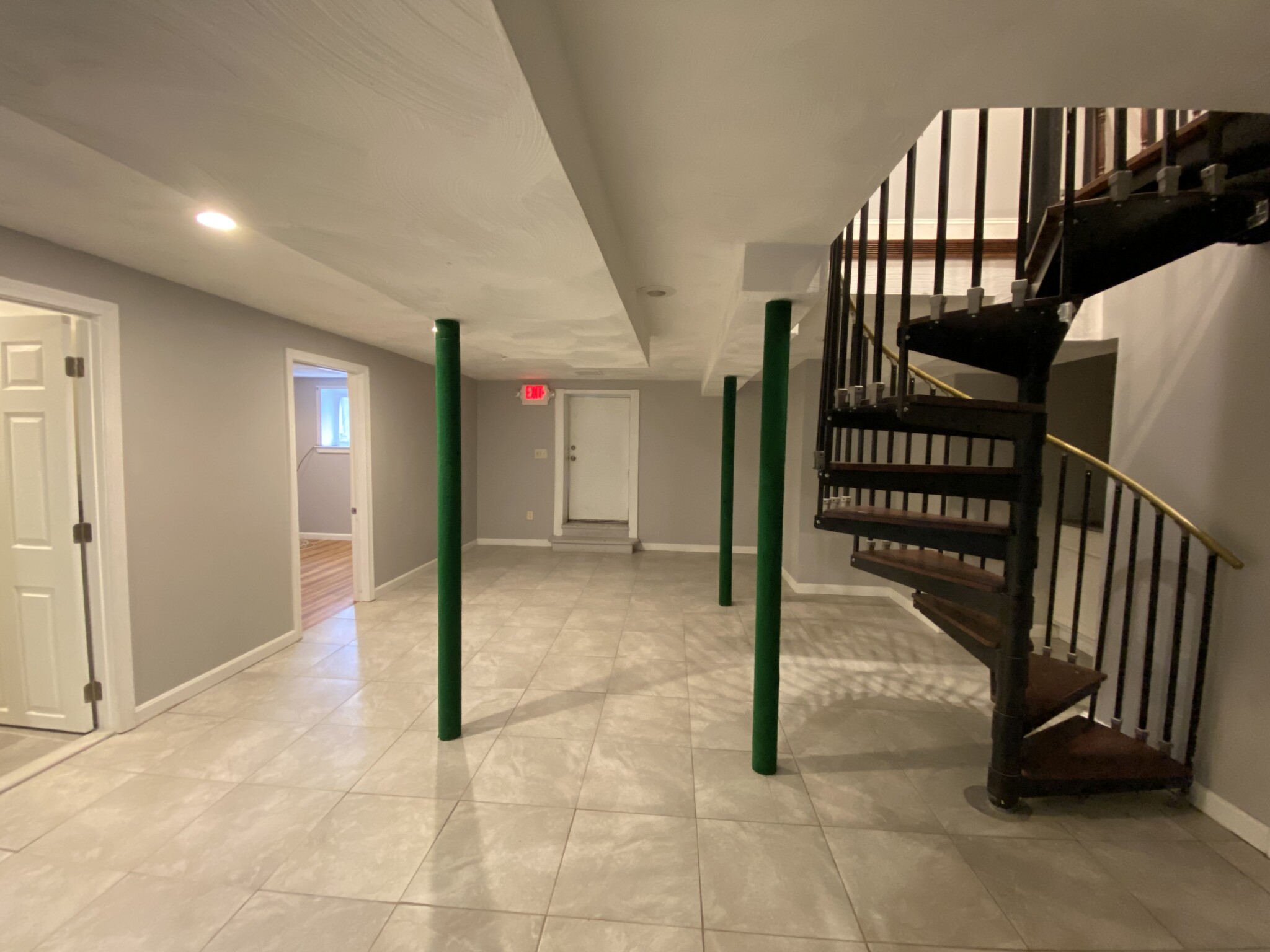 4 bed, 2 bath apartment for rent at 50 Sawyer Ave Unit 1, Dorchester — photo 6 of 16