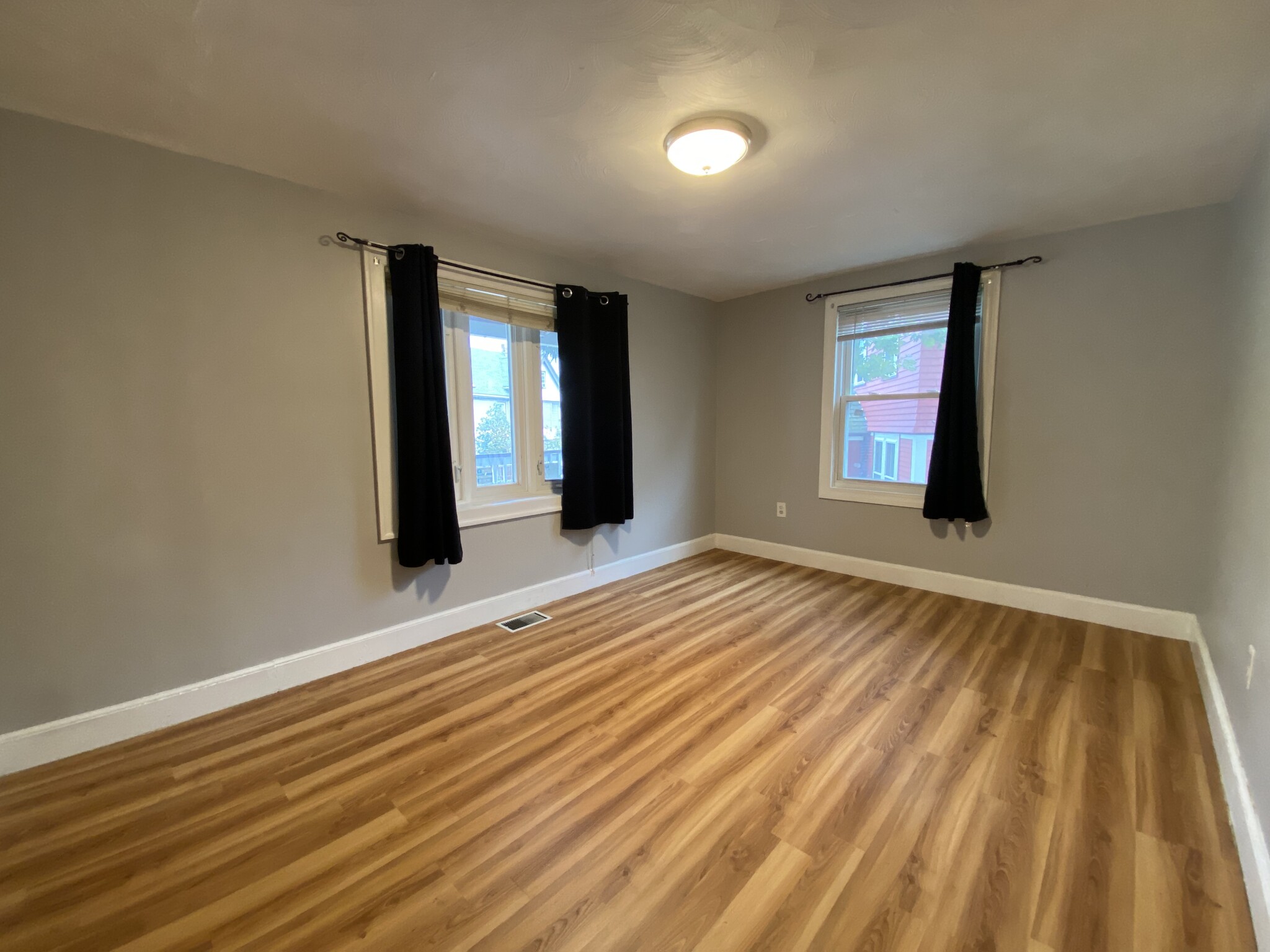 4 bed, 2 bath apartment for rent at 50 Sawyer Ave Unit 1, Dorchester — photo 8 of 16