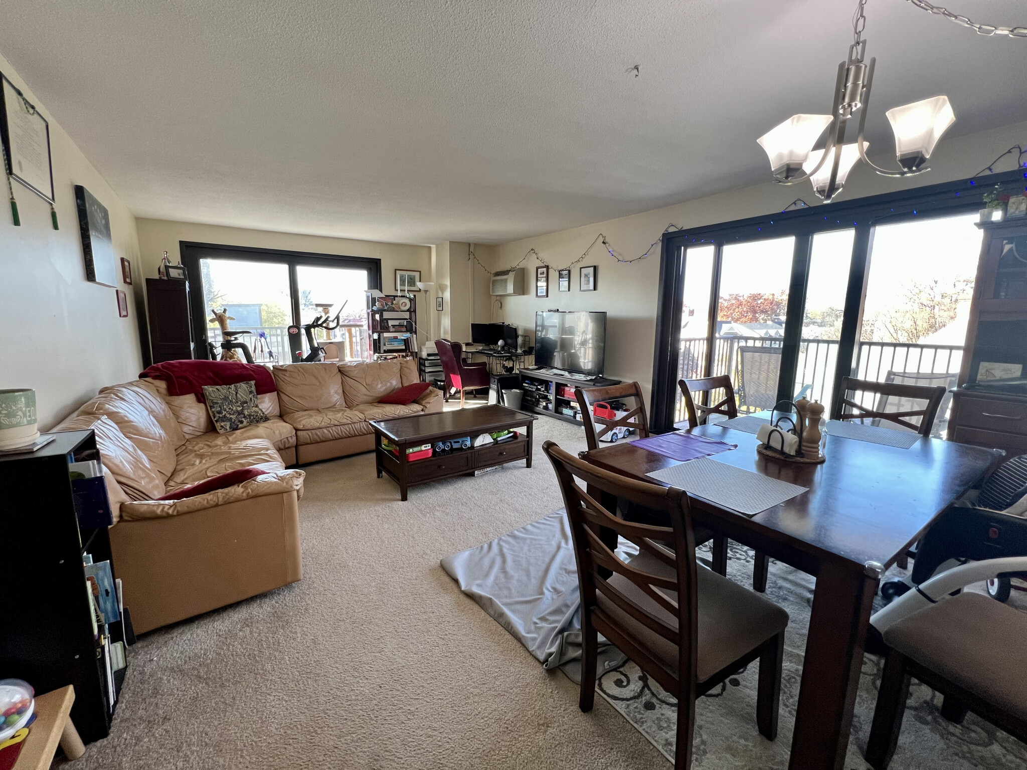 80 Pleasant St, Coolidge Corner