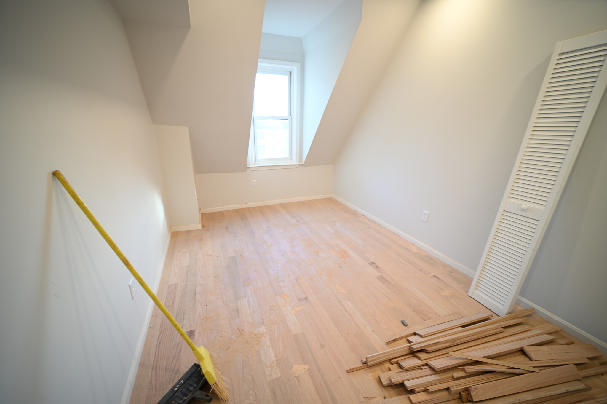 1406 Beacon St, Brookline