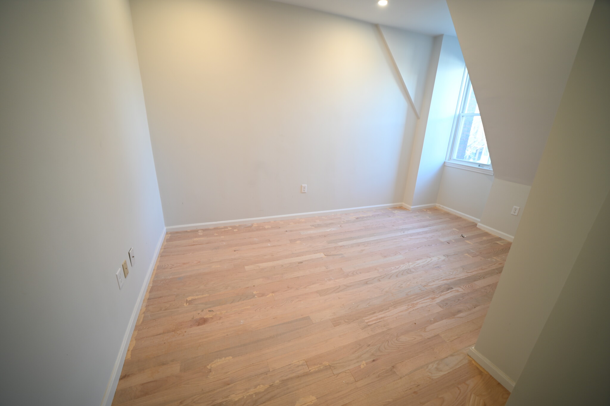 1406 Beacon St, Brookline