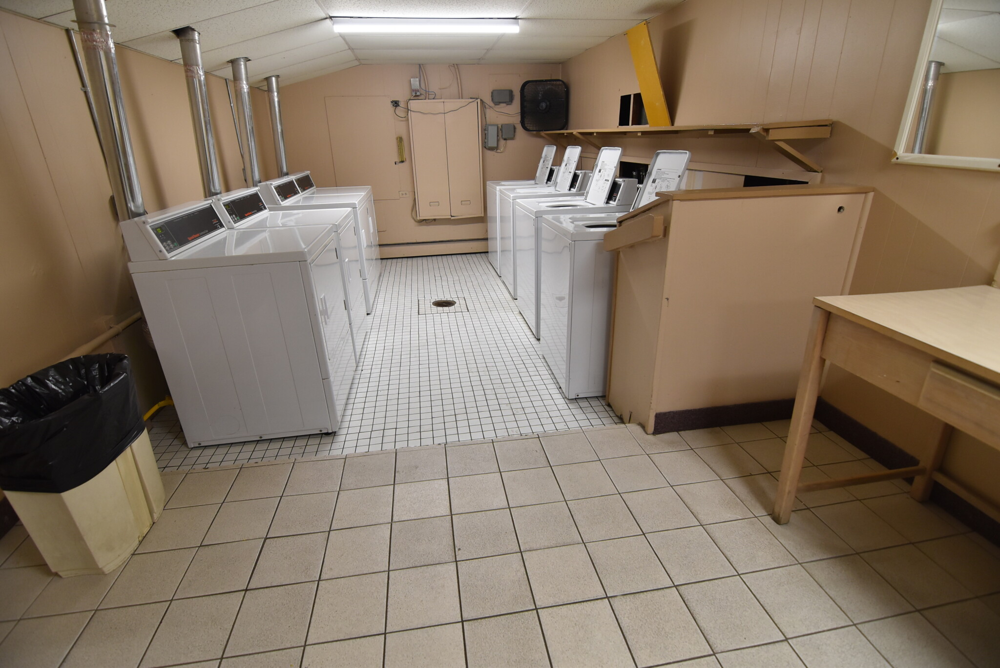 16 Whites Ave, Watertown