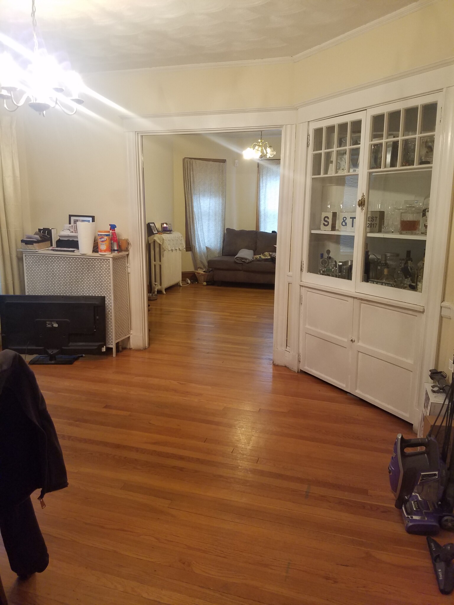 2 bed, 1 bath apartment for rent at 141-143 Willow St Unit 1, West Roxbury — photo 3 of 5