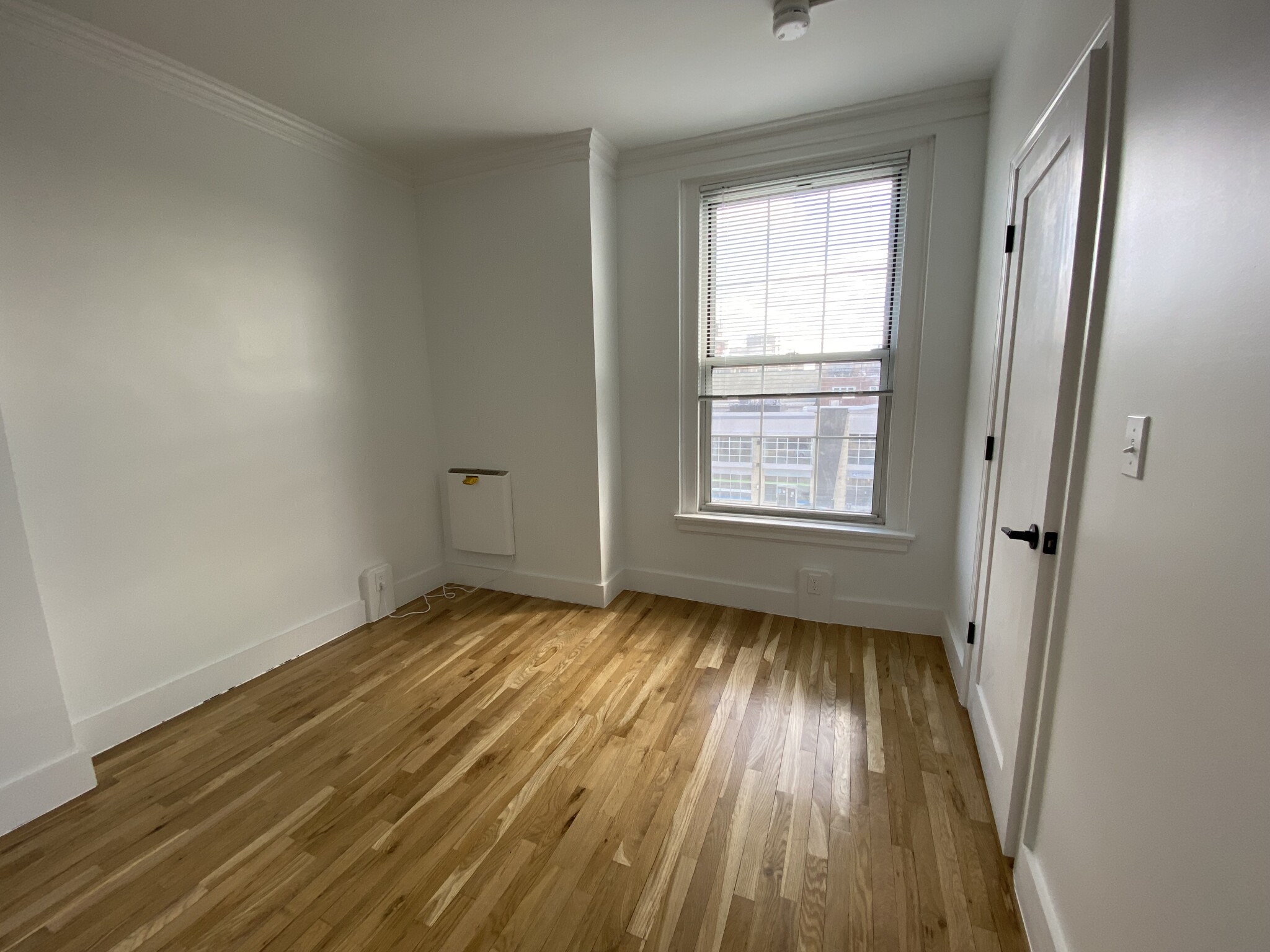 1284 Beacon St, Coolidge Corner