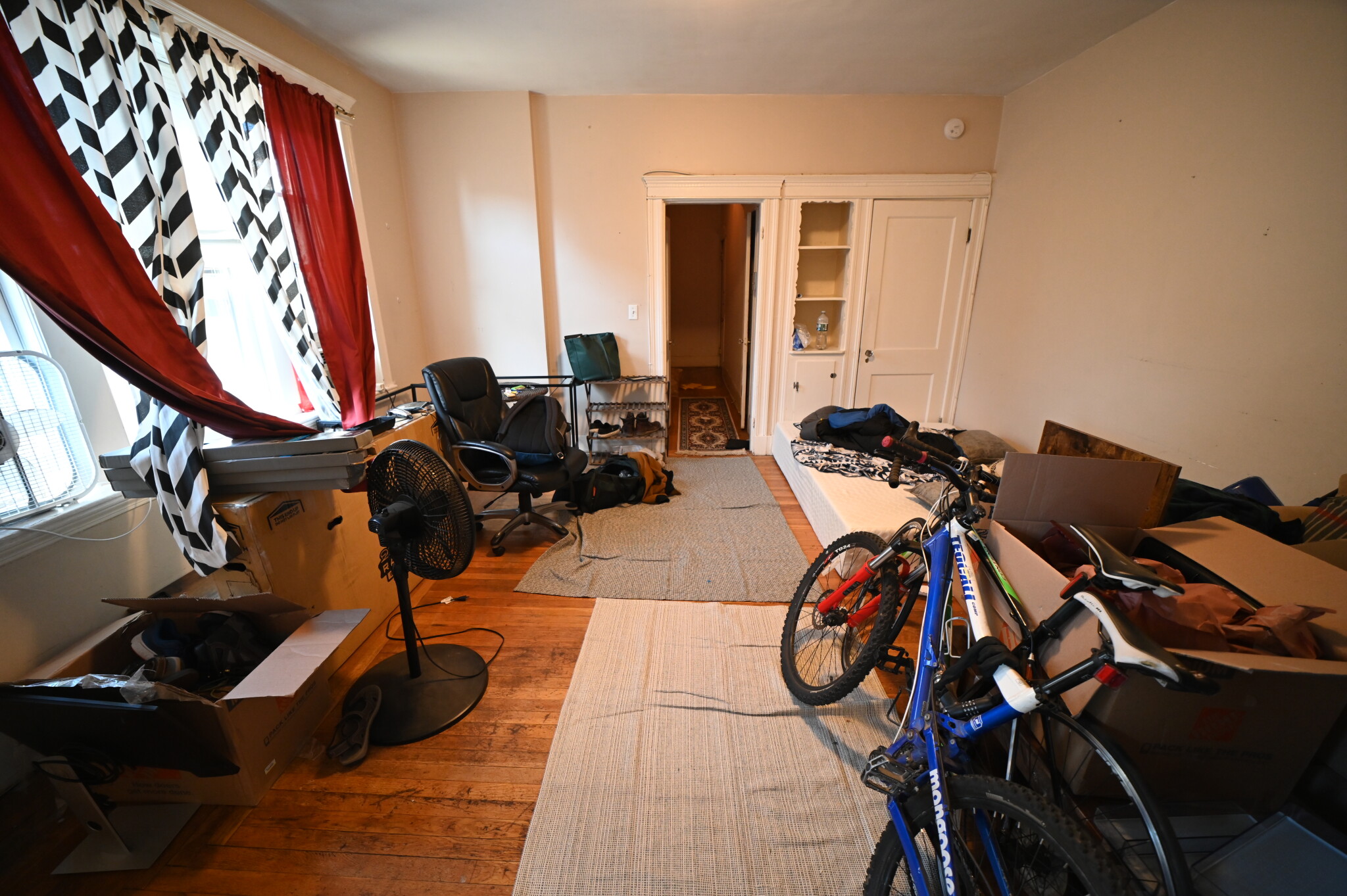 1872 Commonwealth Ave, Brighton