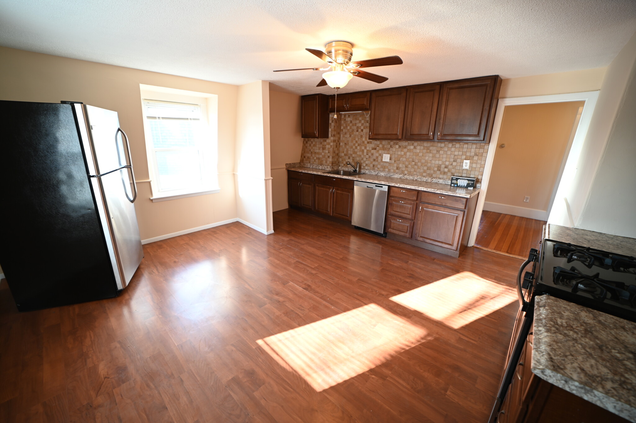 41 Mount Vernon St, Somerville
