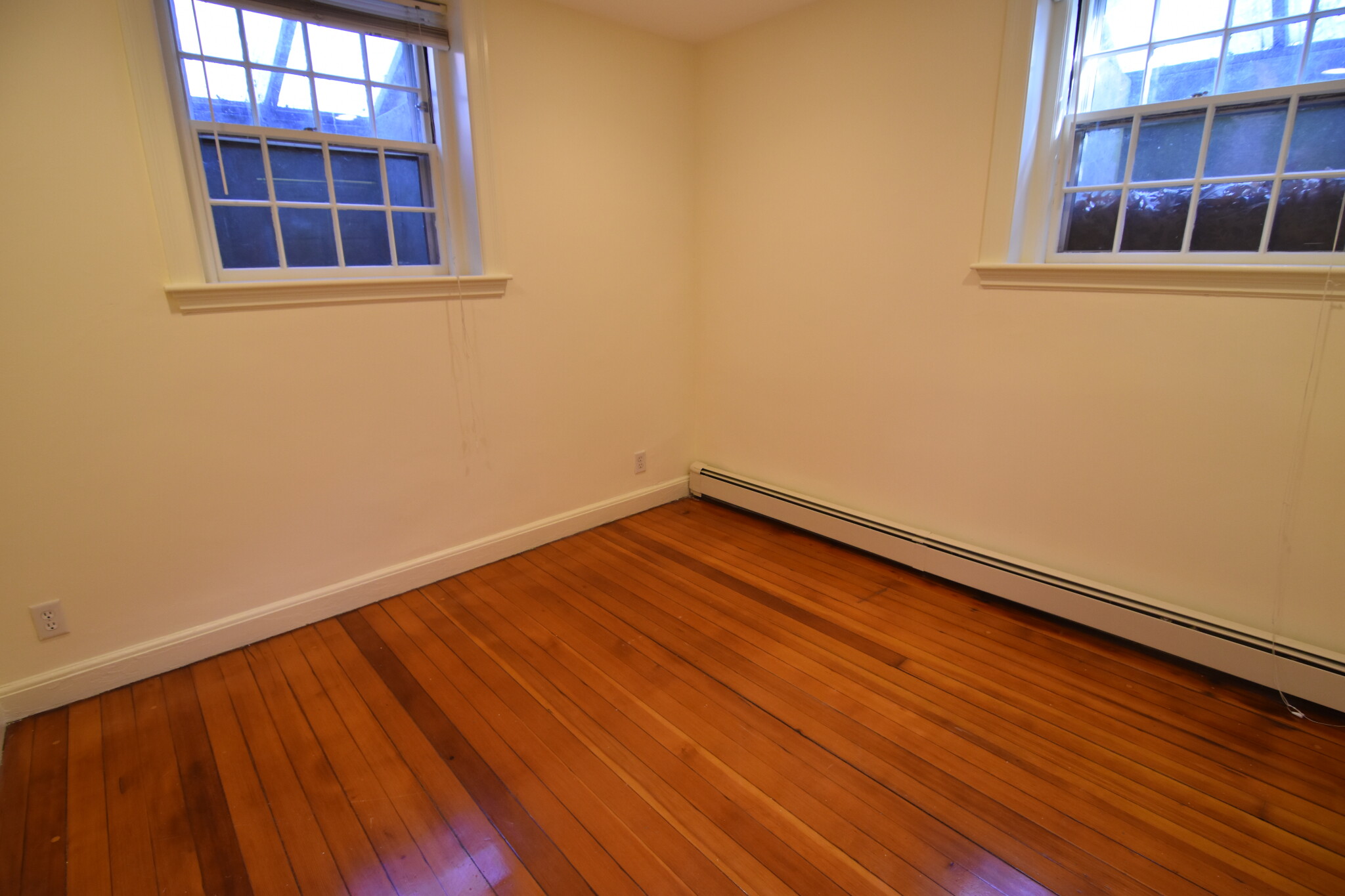 75 Wyman St, Newton