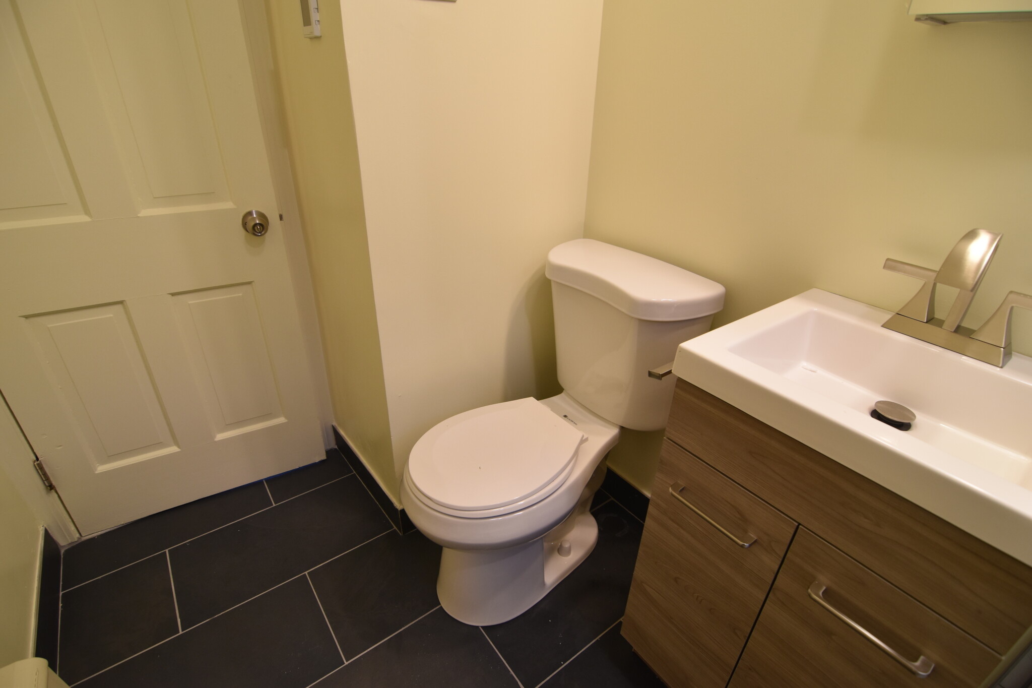 75 Wyman St, Newton