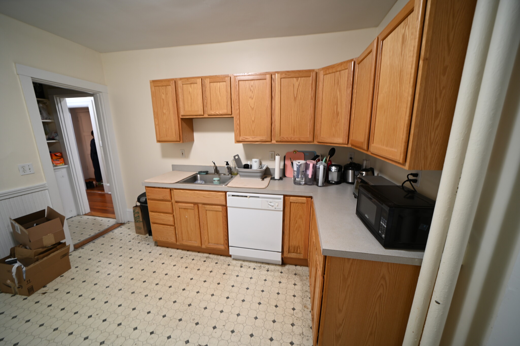 1209 Beacon St, Coolidge Corner