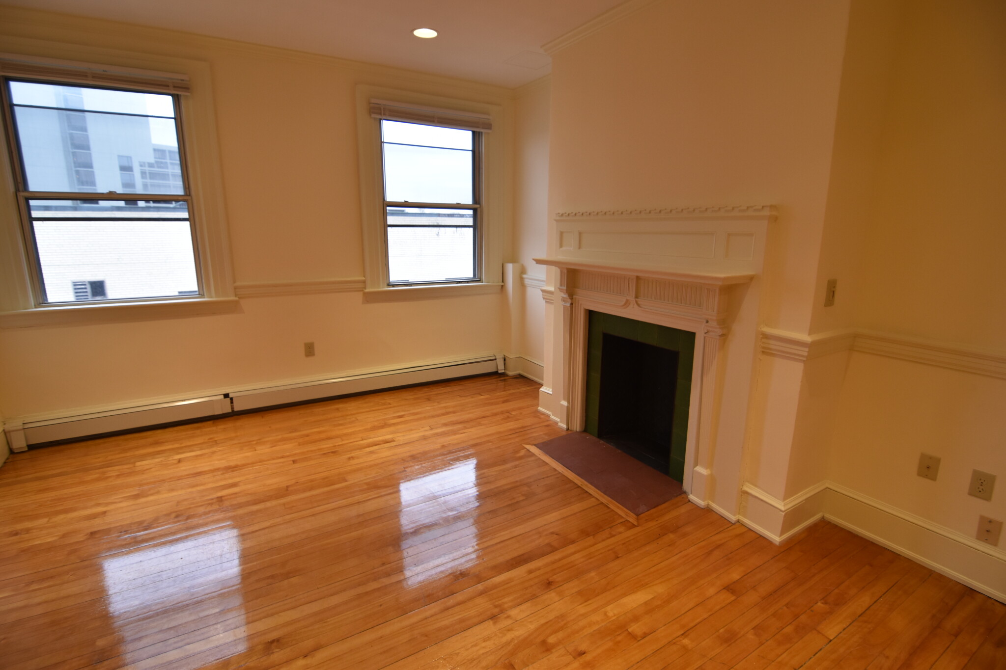 457 Centre St, Newton