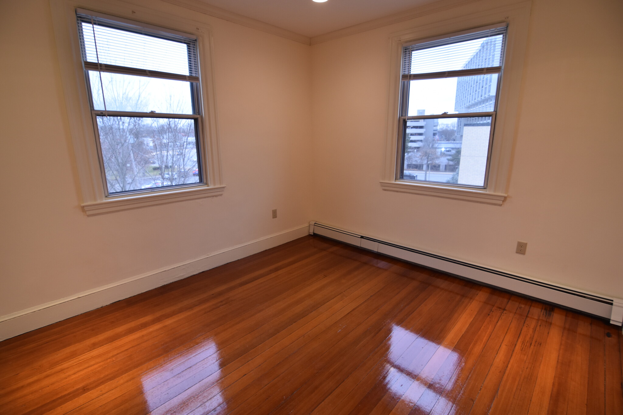 457 Centre St, Newton