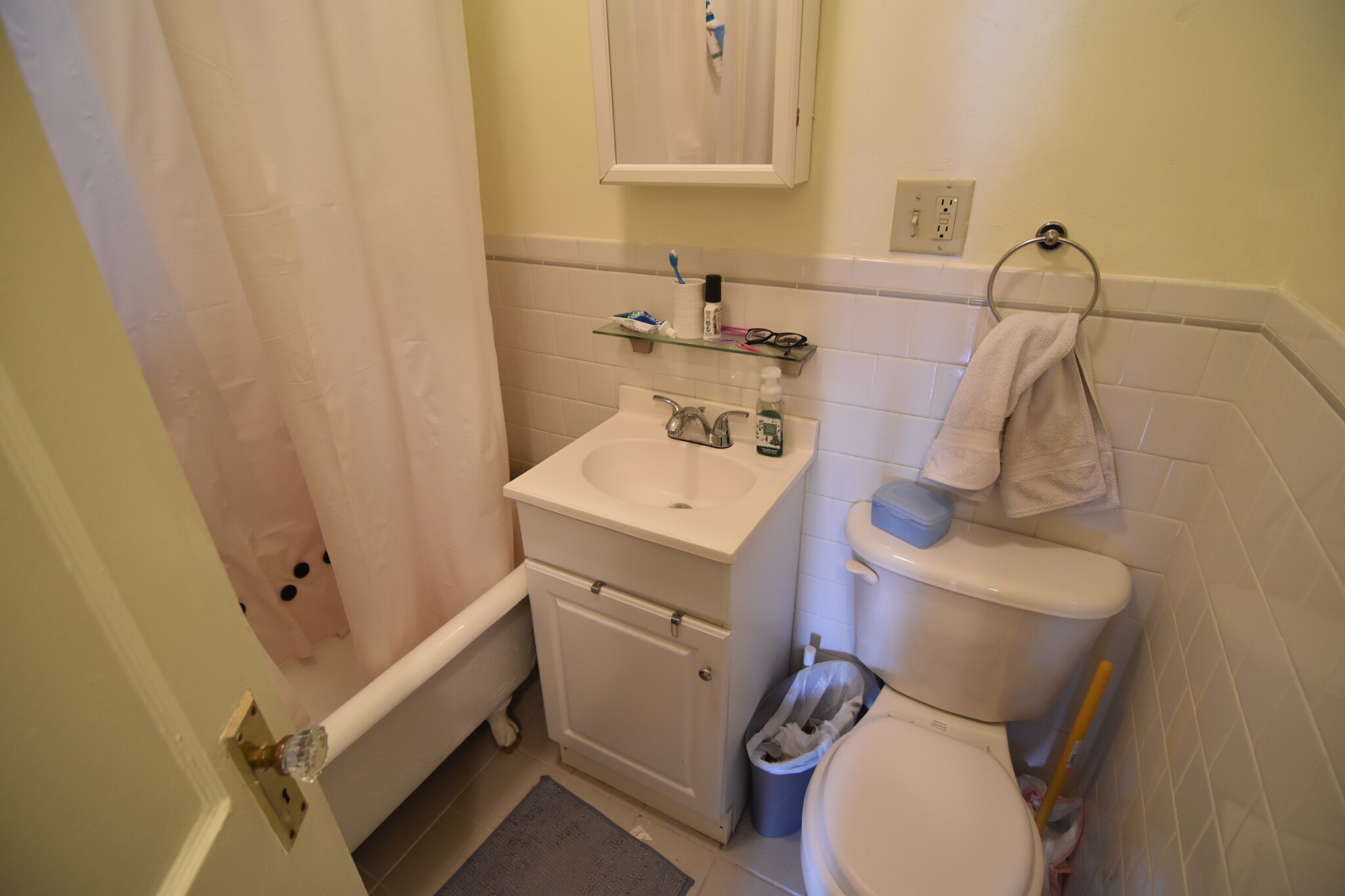 100 Queensberry St, Fenway