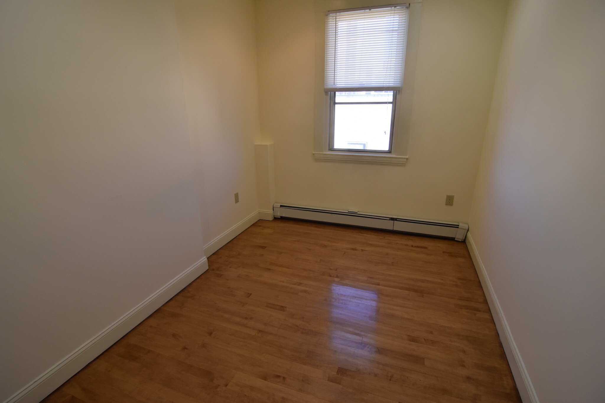 457 Centre St, Newton