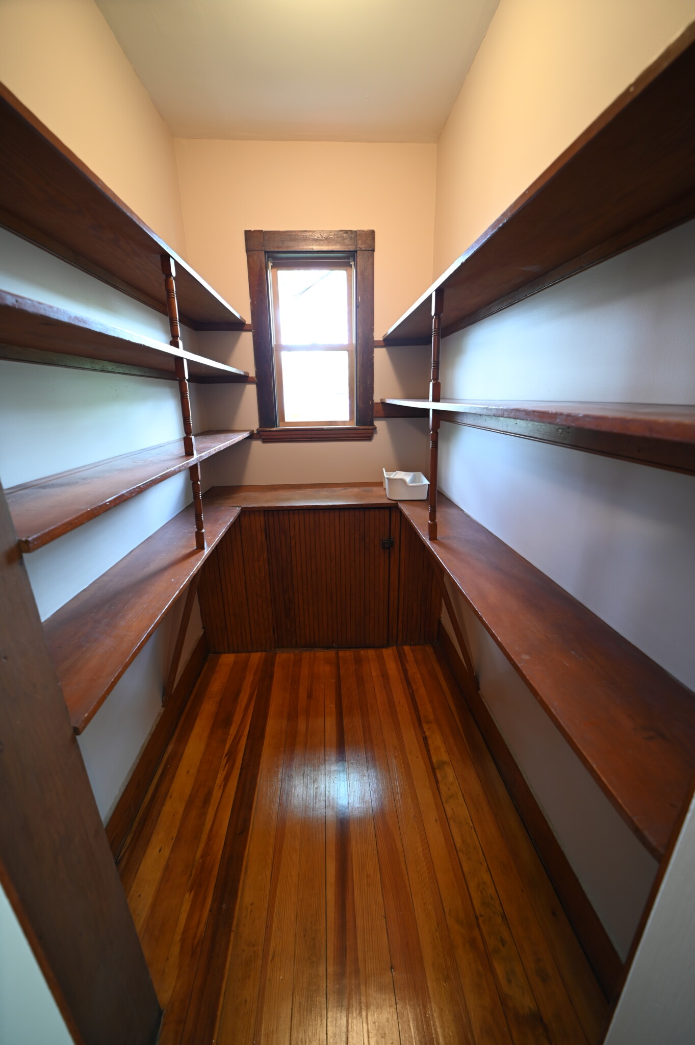 31 Ashfield St, Roslindale