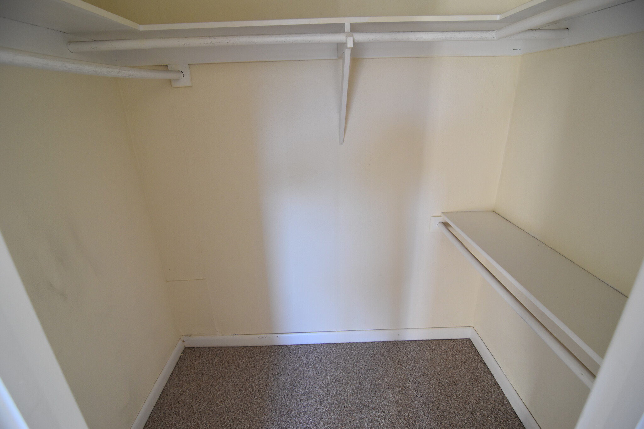 24 Whites Ave, Watertown