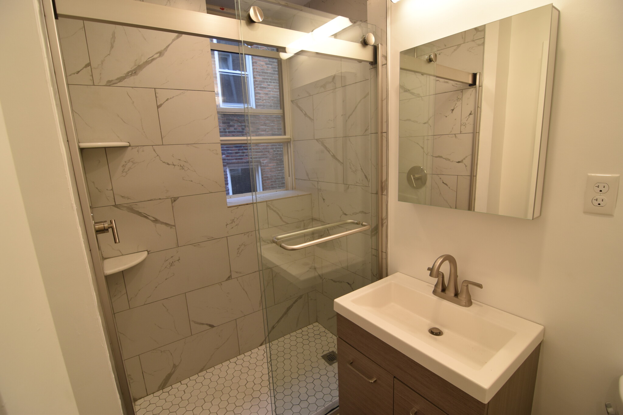 36 Queensberry St, Fenway