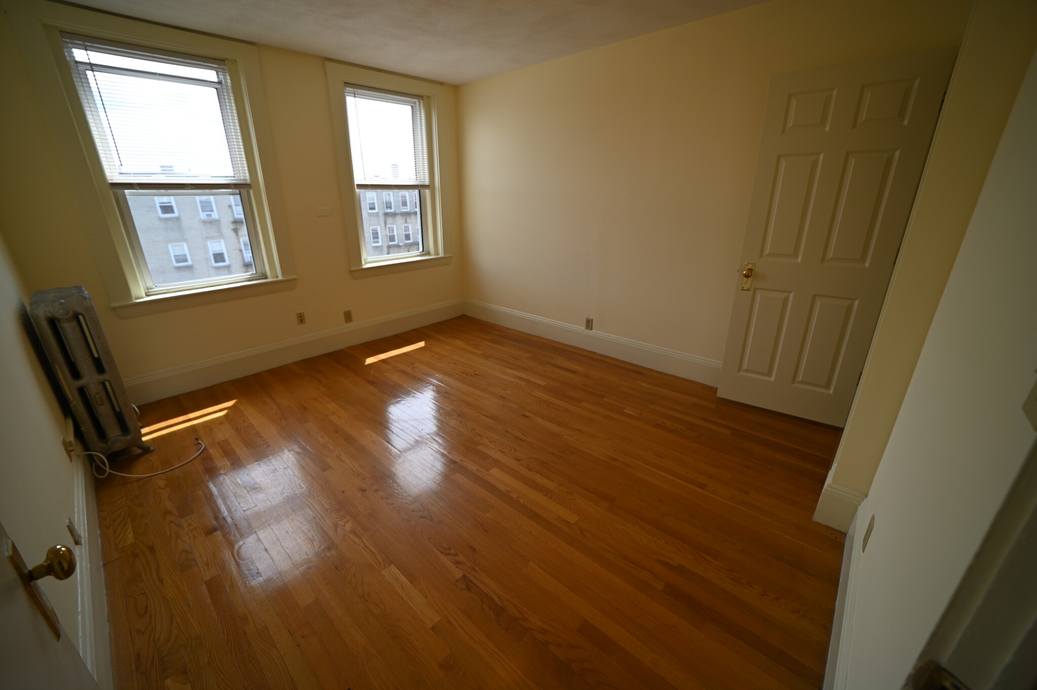 32 Queensberry St, Fenway