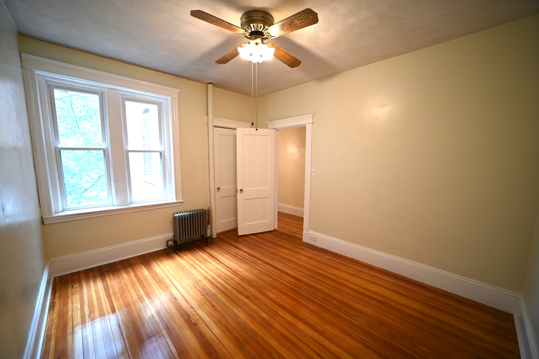 196 Saint Paul St, Coolidge Corner