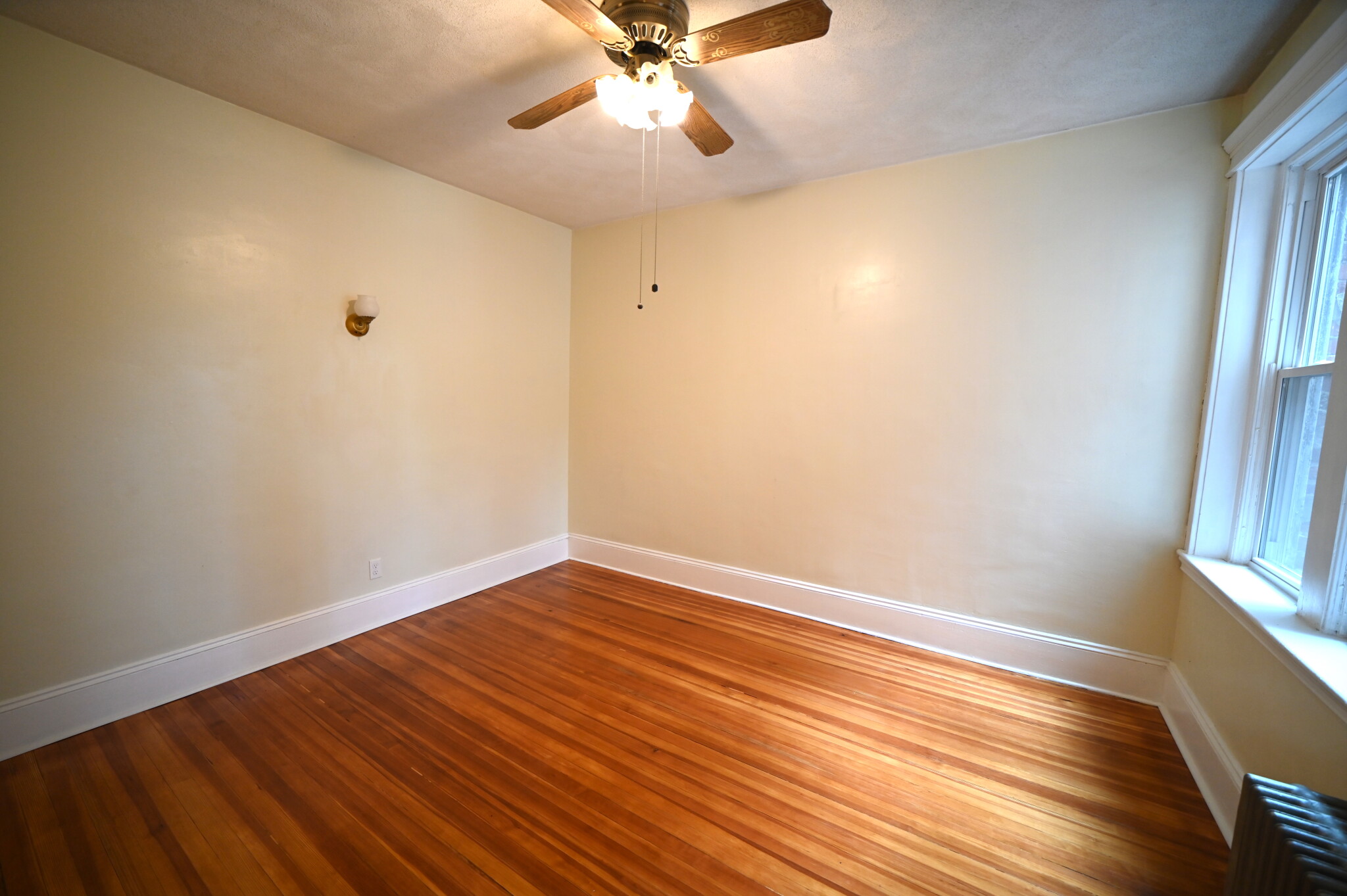 196 Saint Paul St, Coolidge Corner