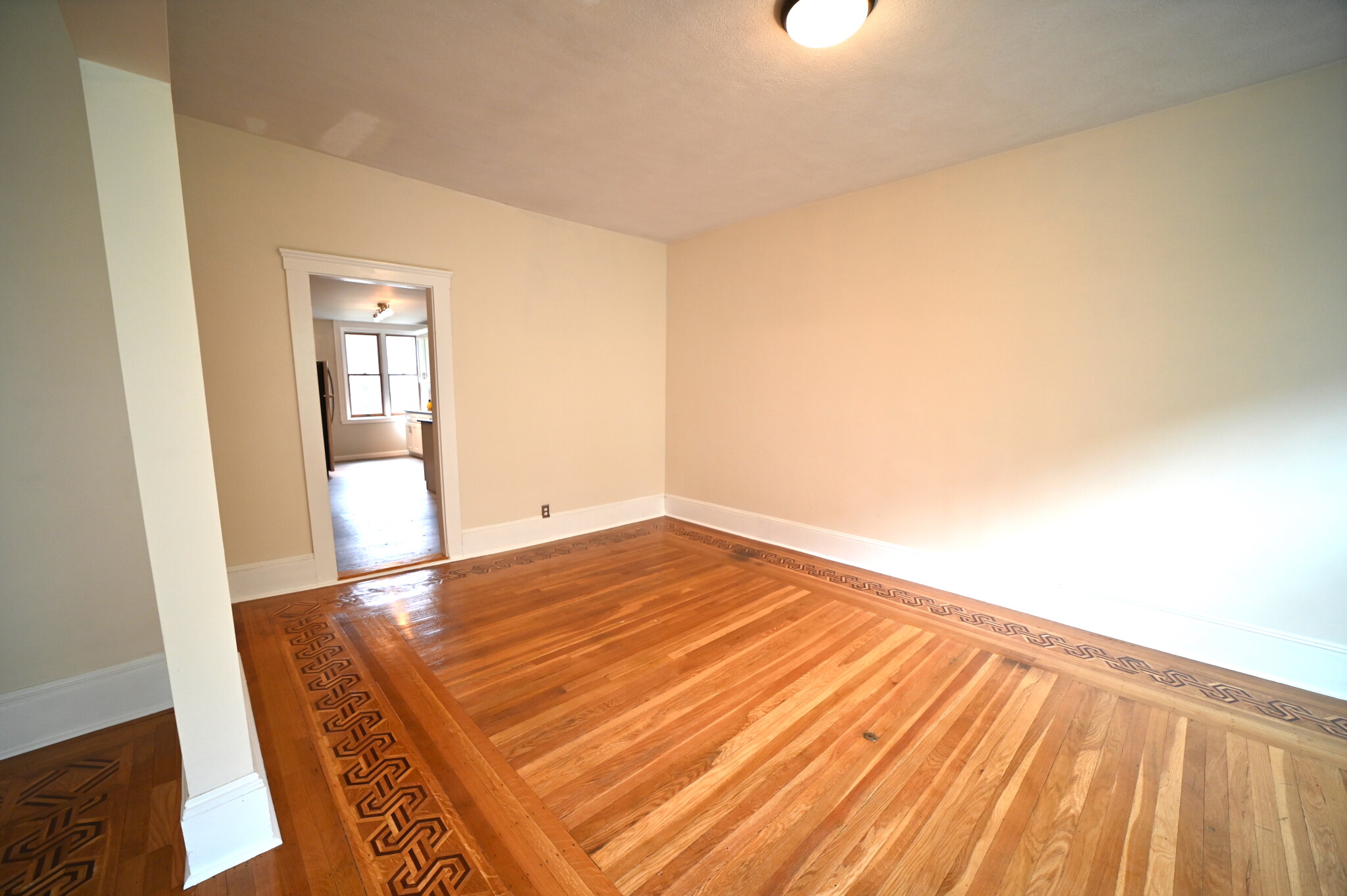 196 Saint Paul St, Coolidge Corner