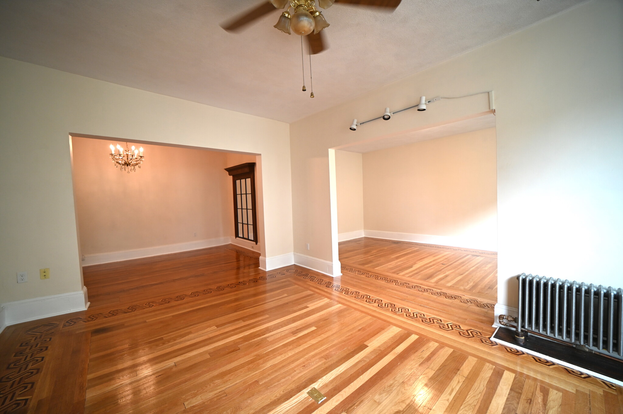 196 Saint Paul St, Coolidge Corner