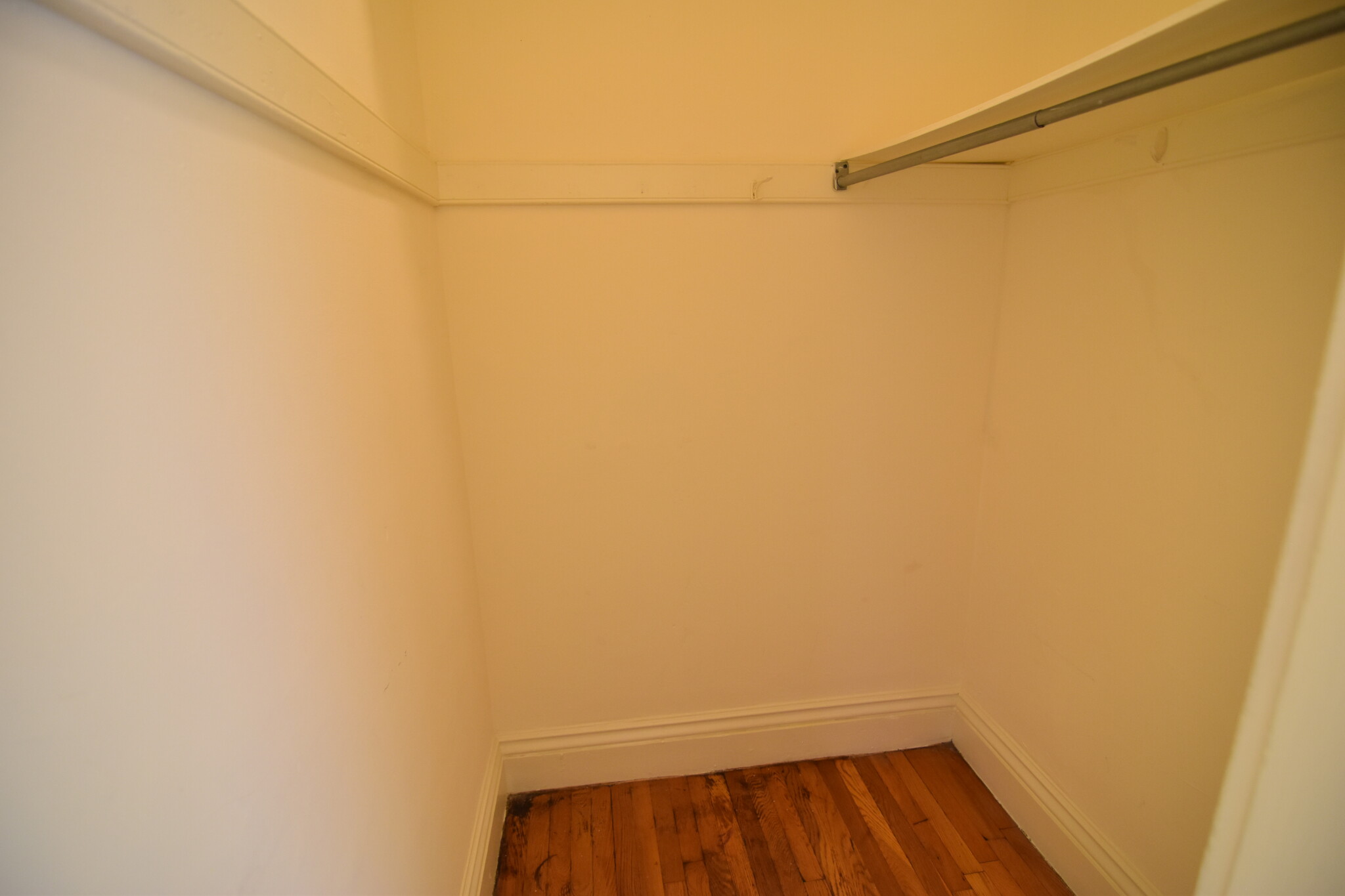 106 Queensberry St, Fenway