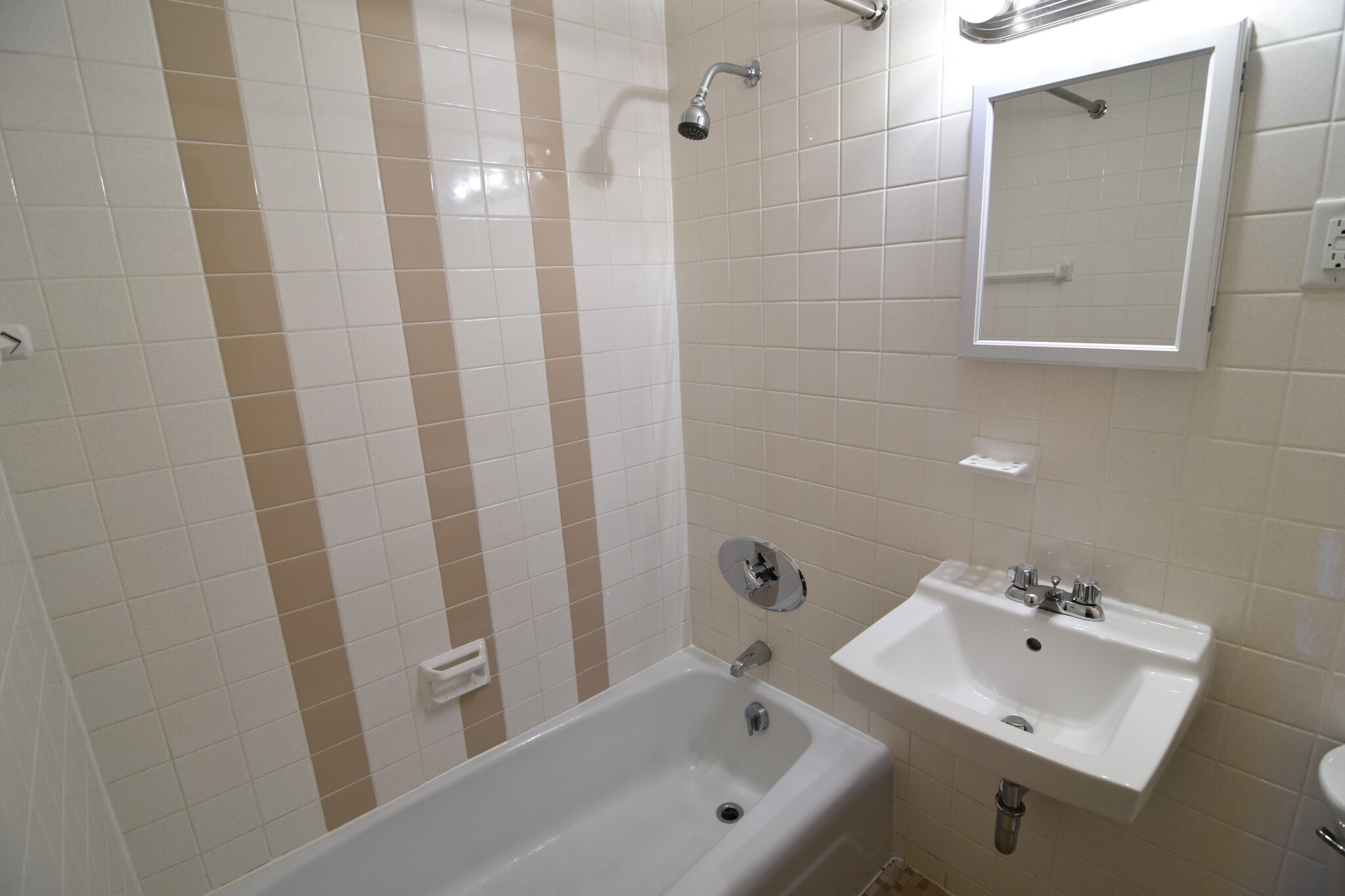 164 North Beacon St, Brighton