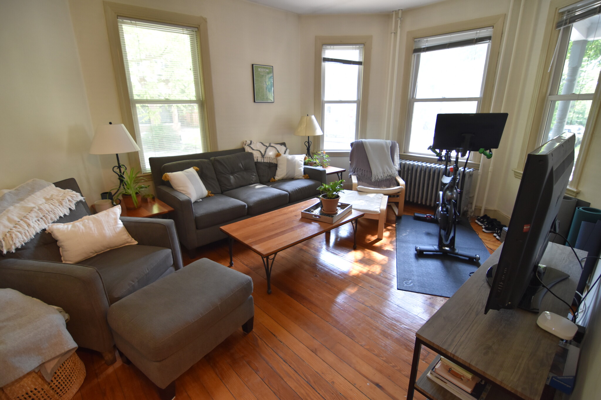 31 Perry St, Brookline Village