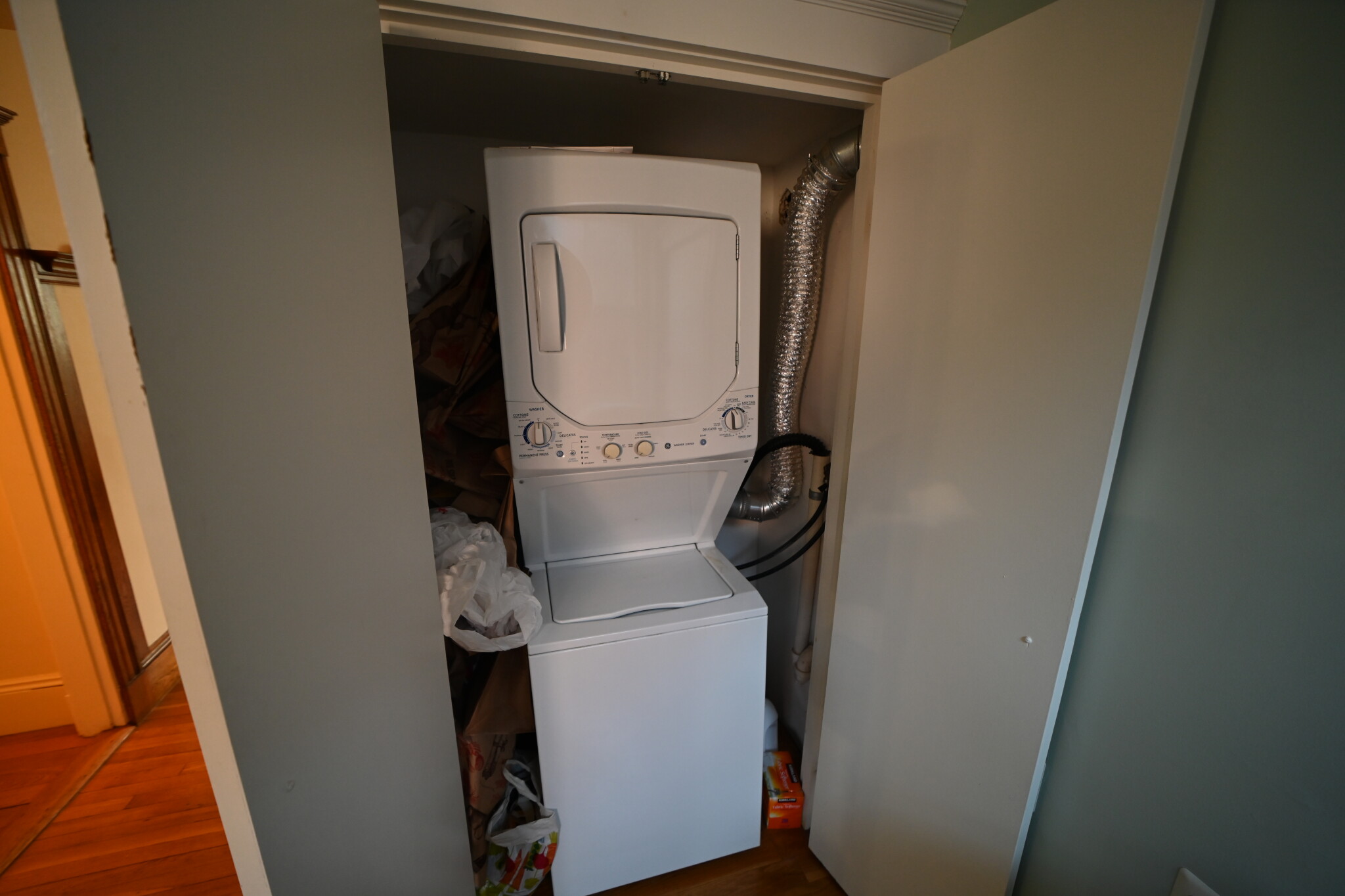 12 Colbourne Crescent, Washington Square