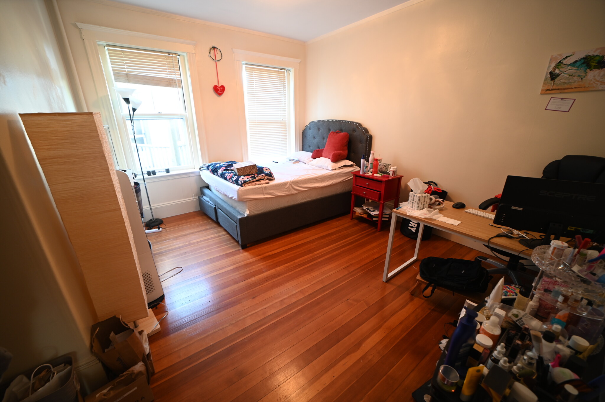 12 Colbourne Crescent, Washington Square