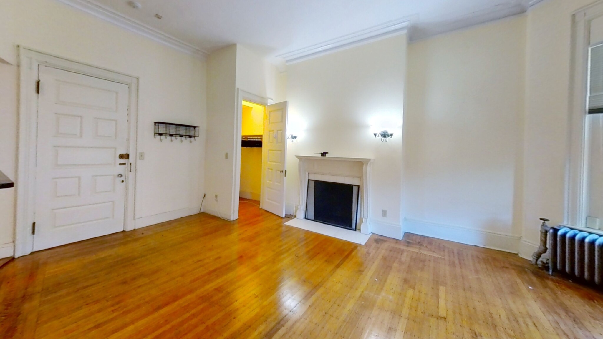 379 Commonwealth Ave, Back Bay