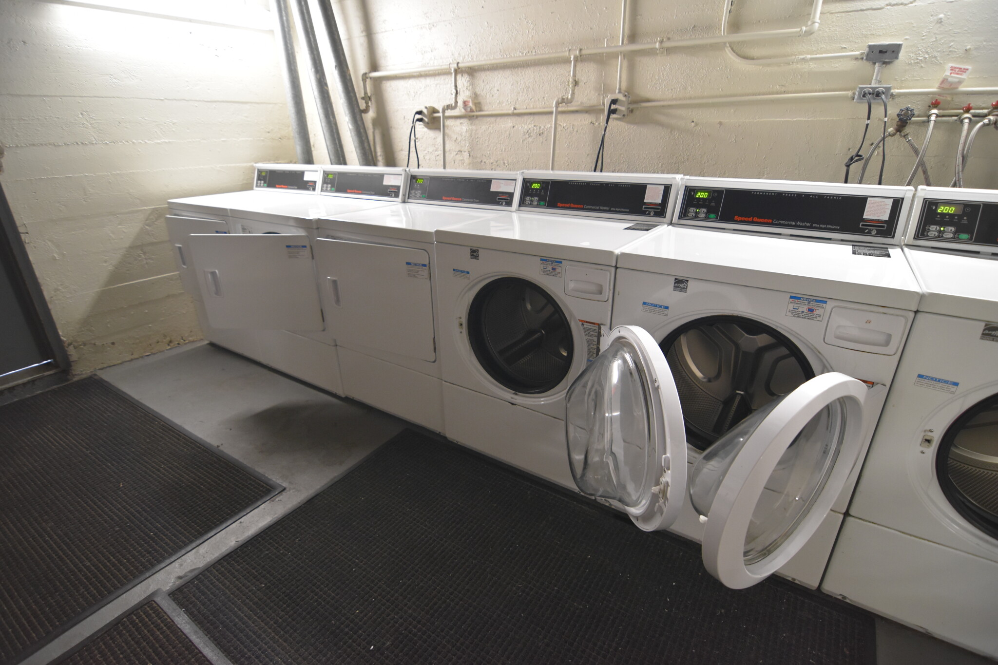 1999 Commonwealth Ave, Brighton