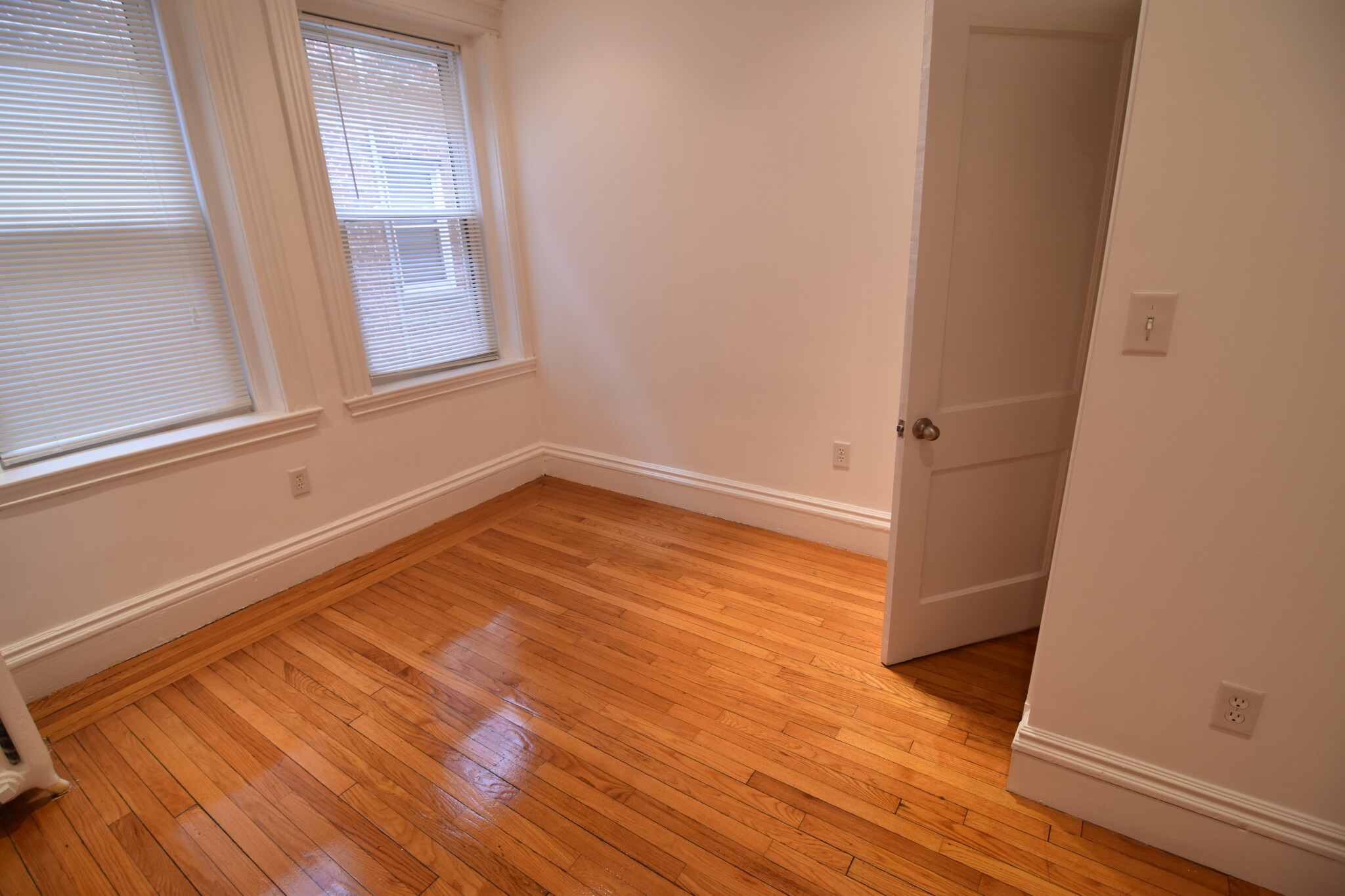 19 Queensberry, Fenway