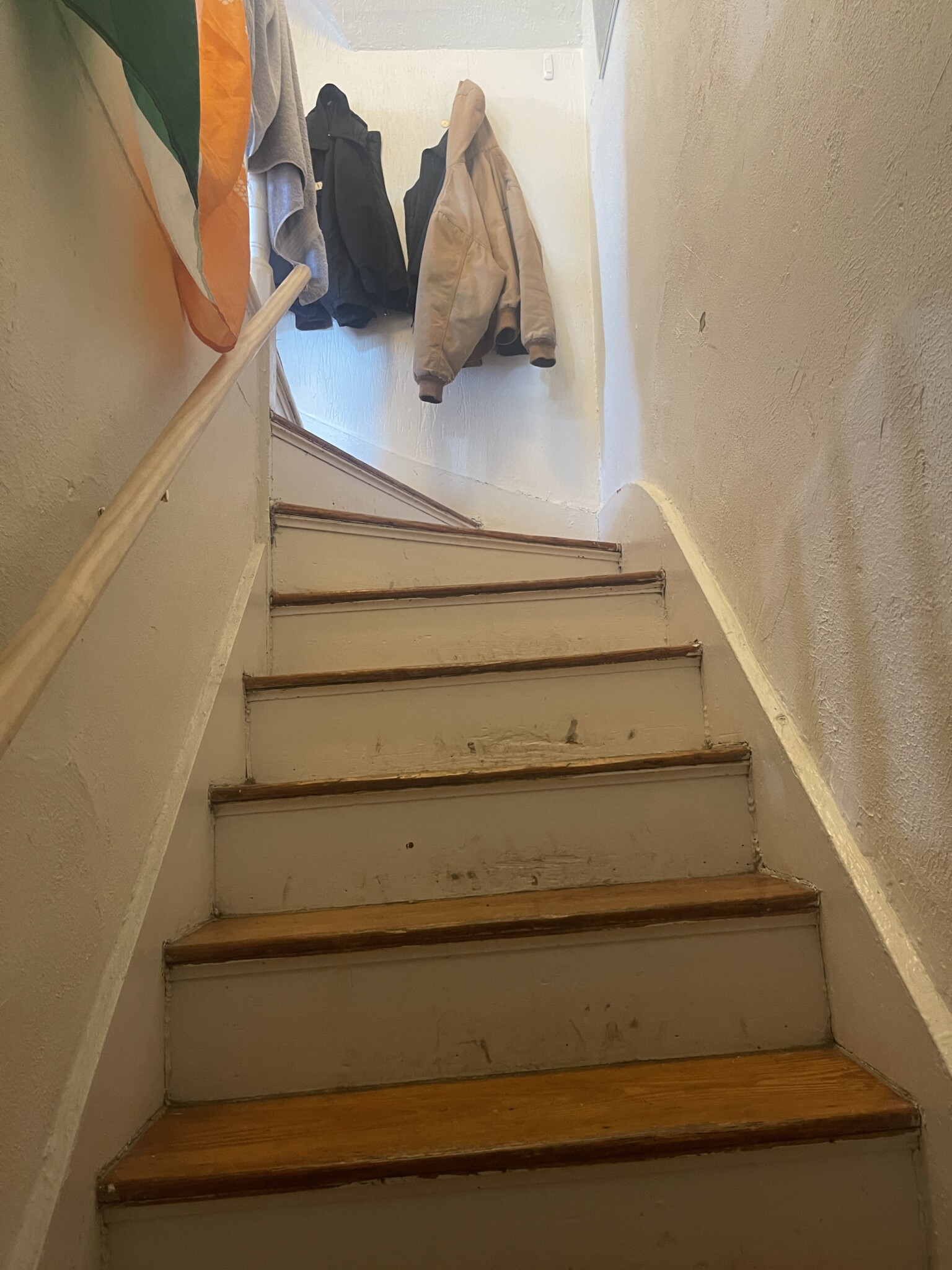 28 Academy Hill Rd, Brighton