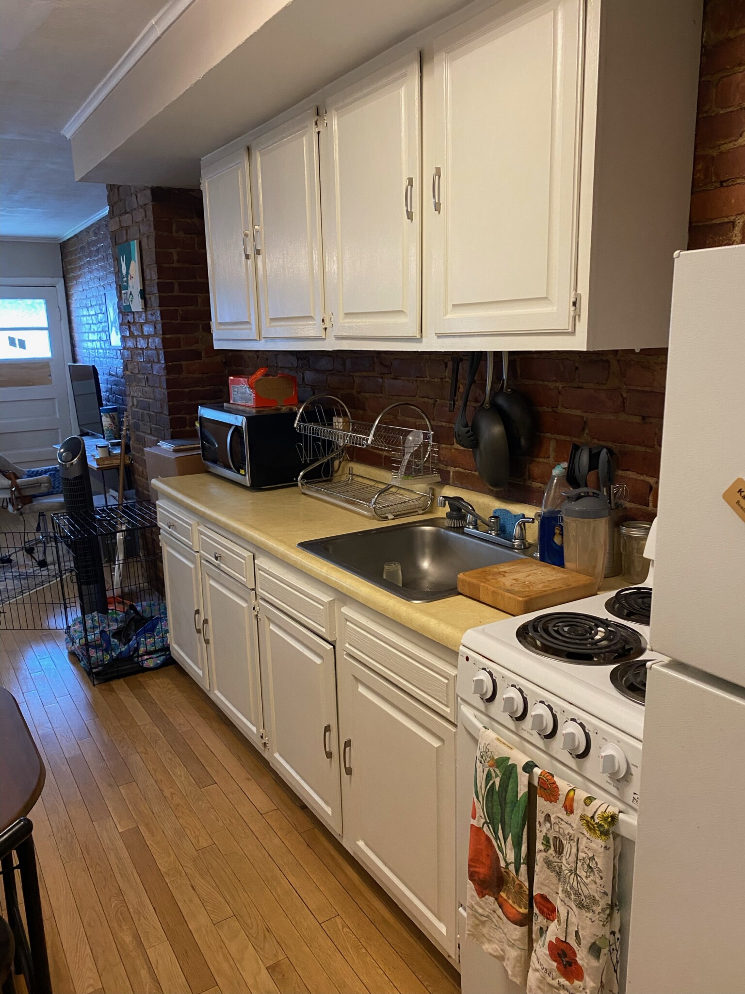 30 Academy Hill Rd, Brighton