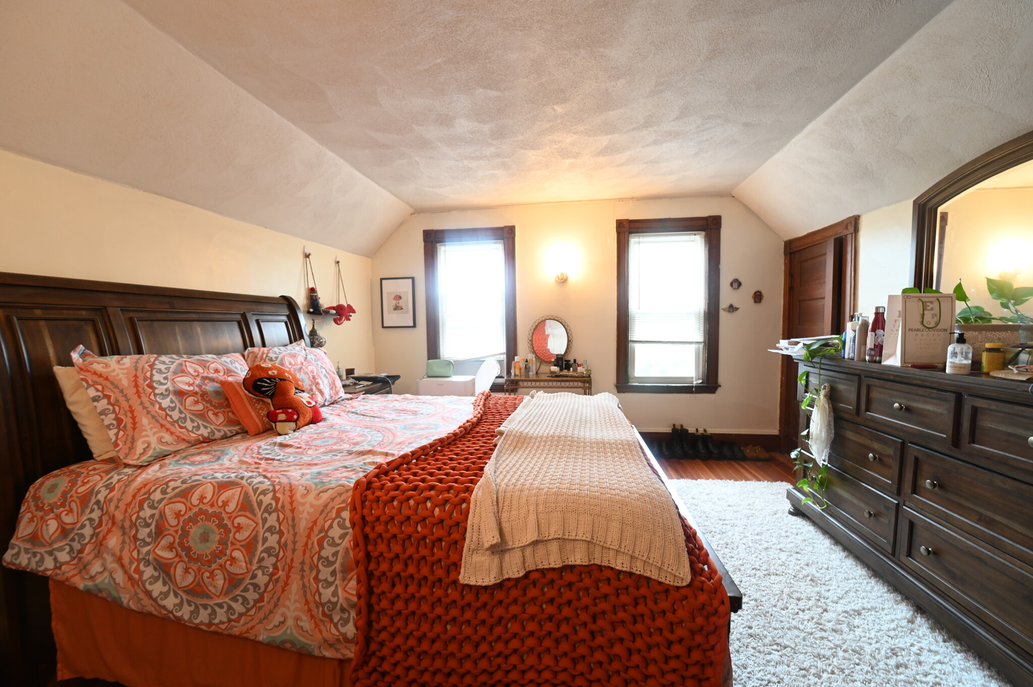 583 Weld St, West Roxbury