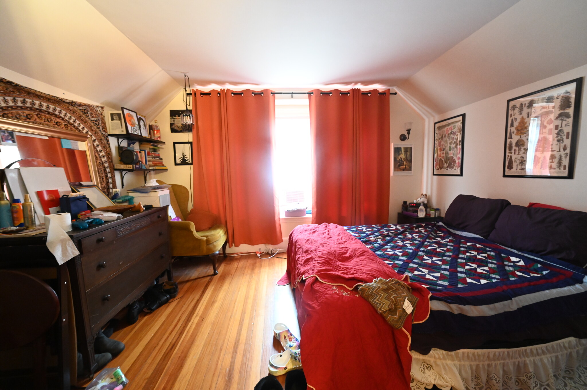 583 Weld St, West Roxbury