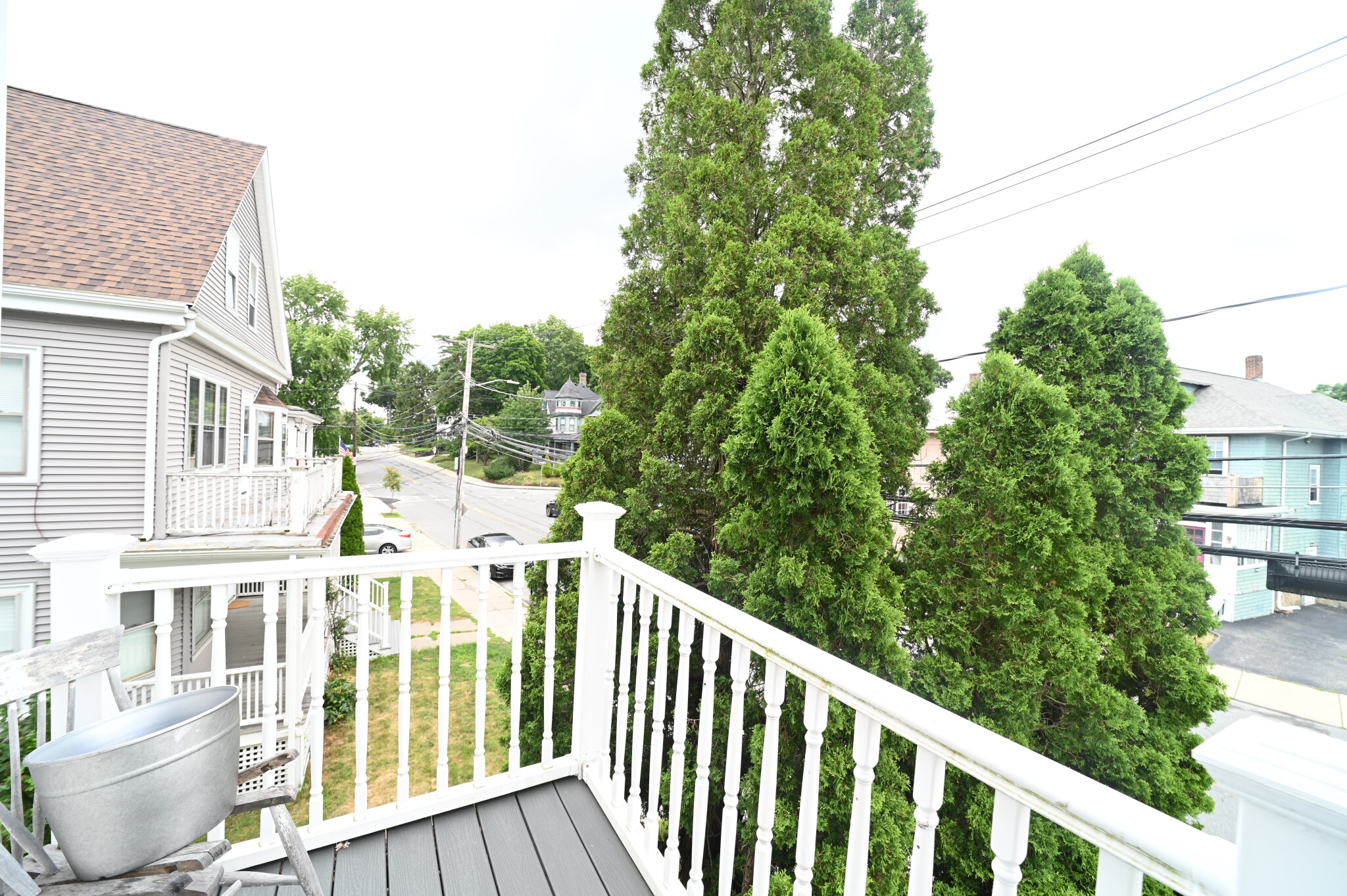 583 Weld St, West Roxbury